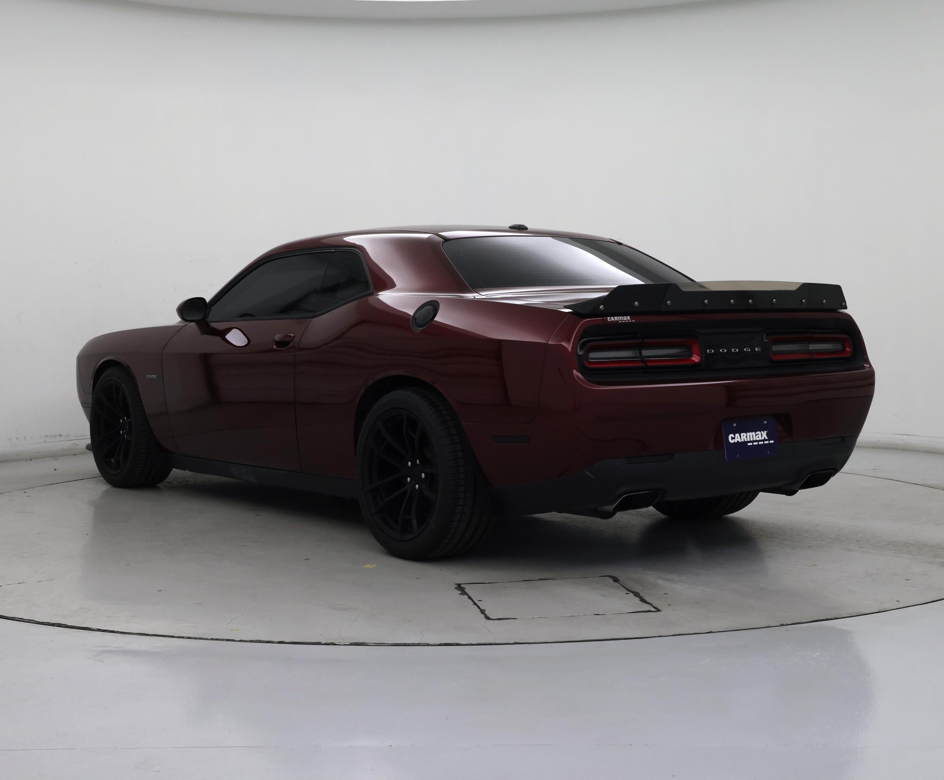 Thumbnail: 2019 Dodge Challenger - 2