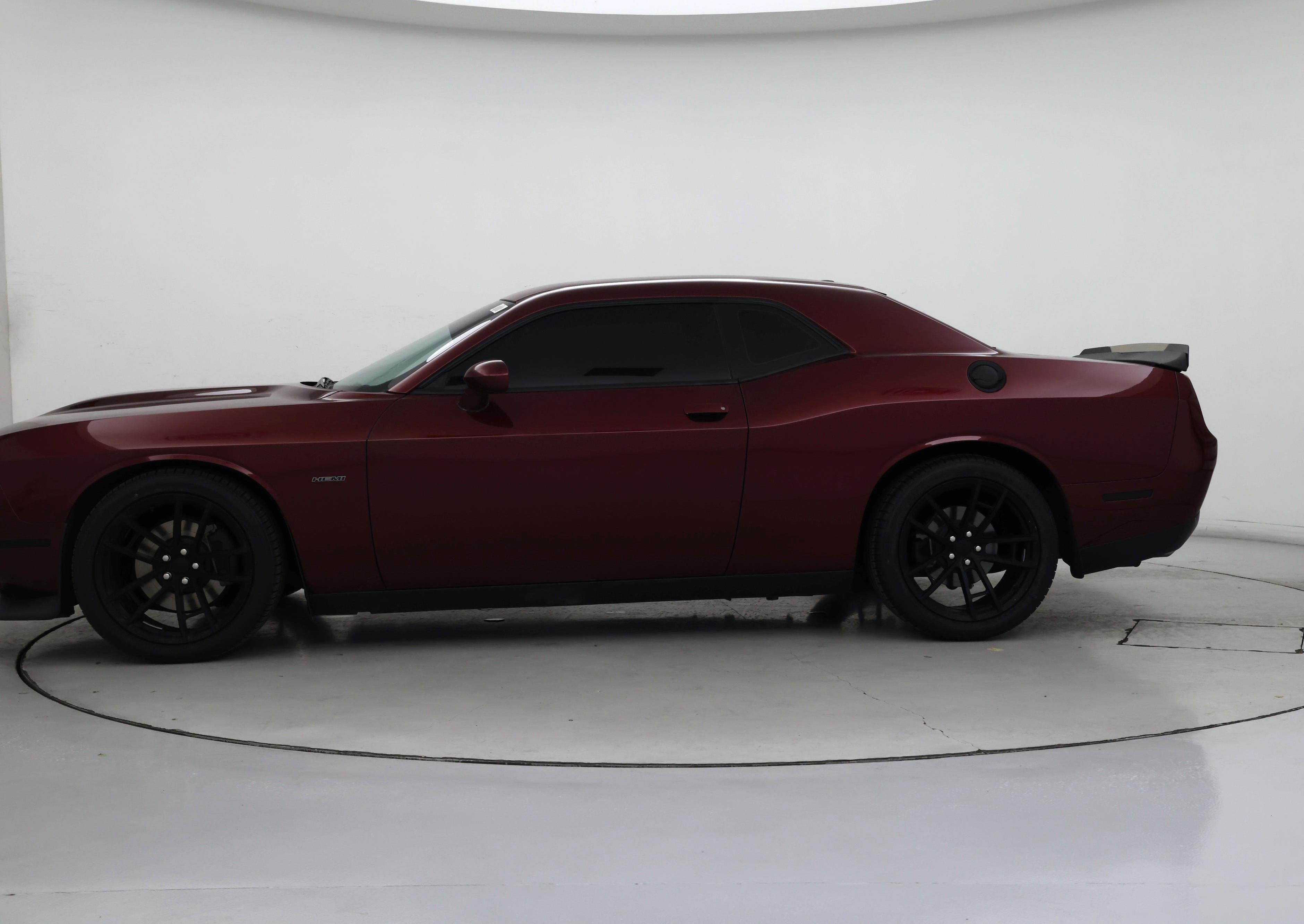 Thumbnail: 2019 Dodge Challenger - 3