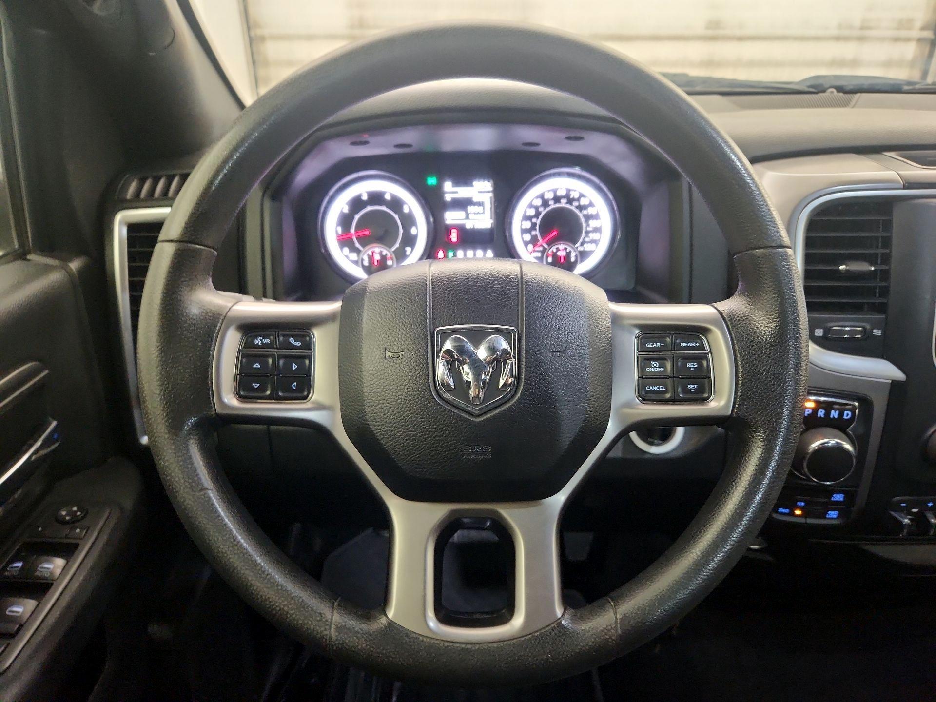 Thumbnail: 2021 RAM 1500 Classic - 10