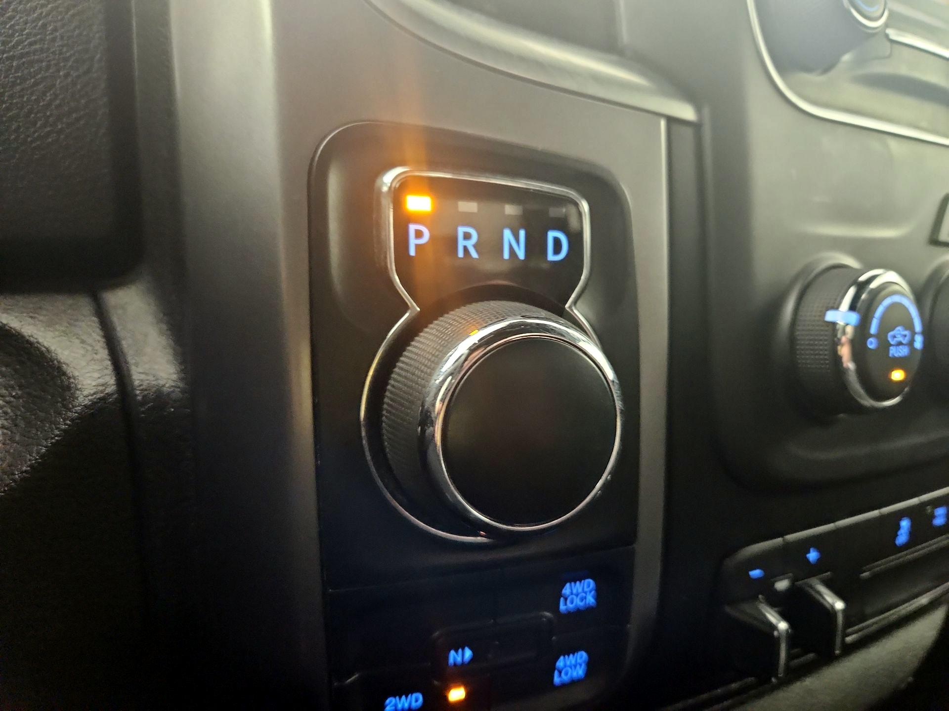 Thumbnail: 2021 RAM 1500 Classic - 17