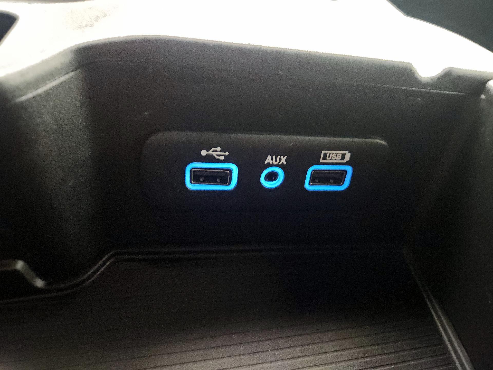 Thumbnail: 2021 RAM 1500 Classic - 18