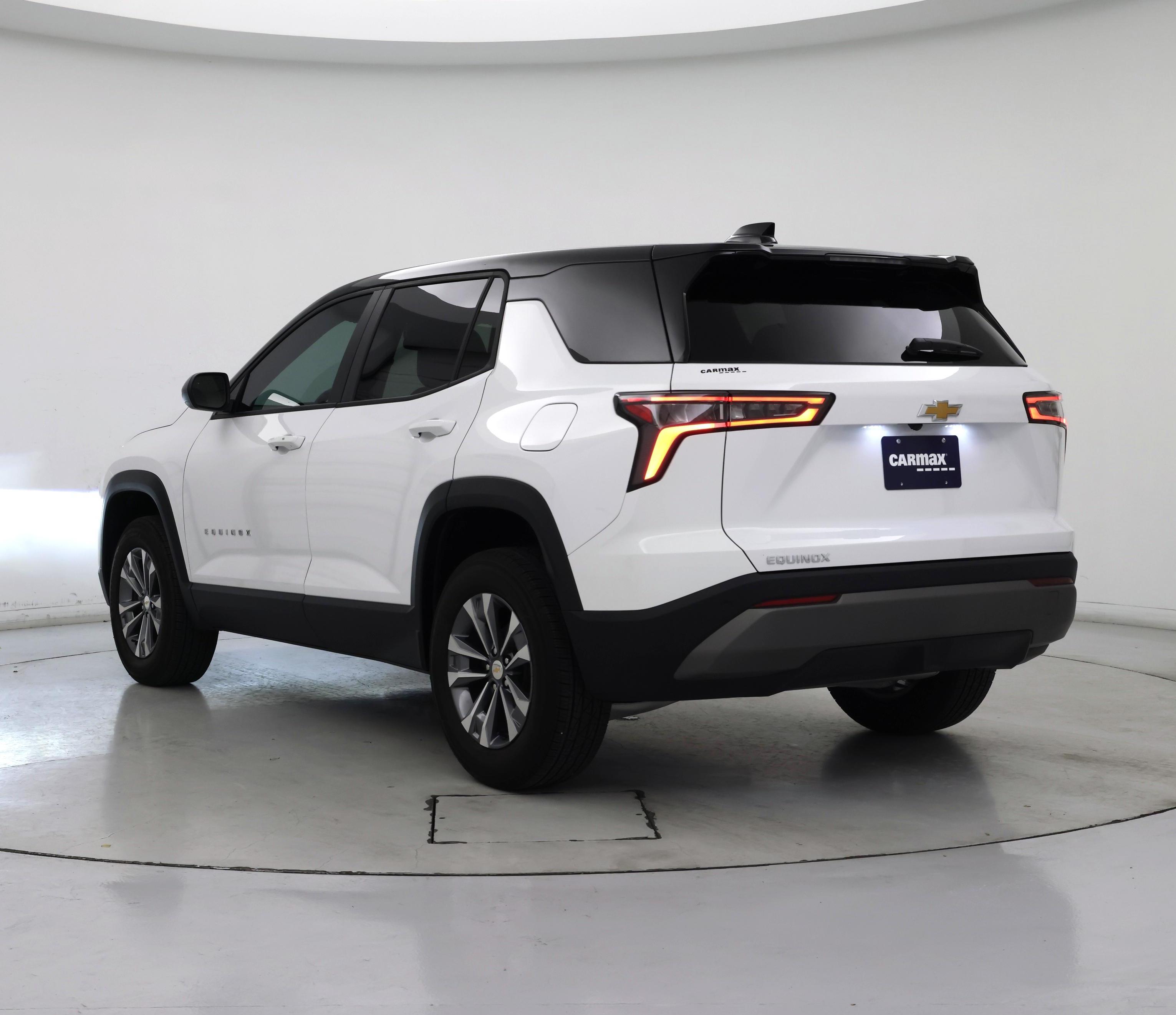 Thumbnail: 2026 Chevrolet Equinox - 2