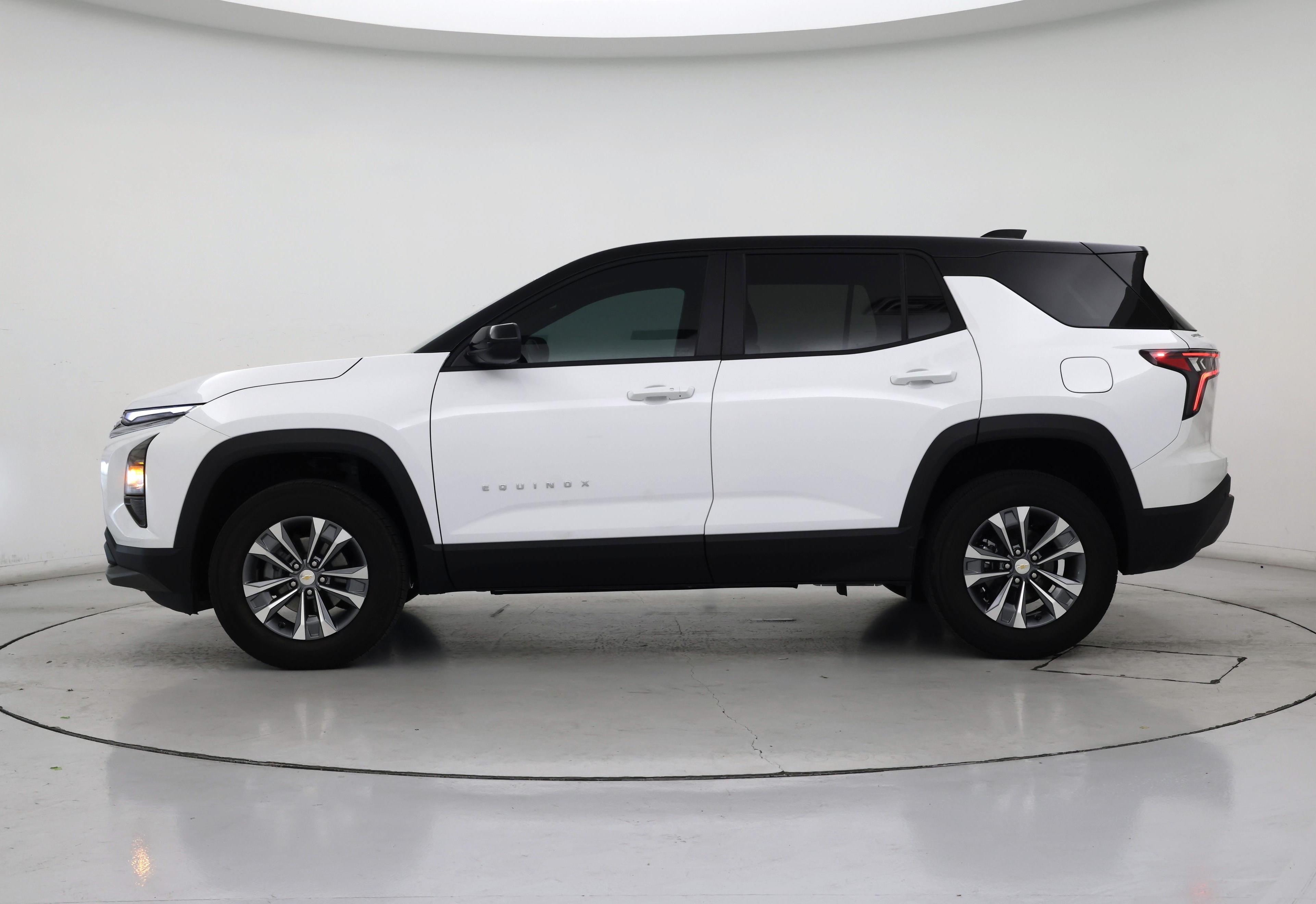 Thumbnail: 2026 Chevrolet Equinox - 3