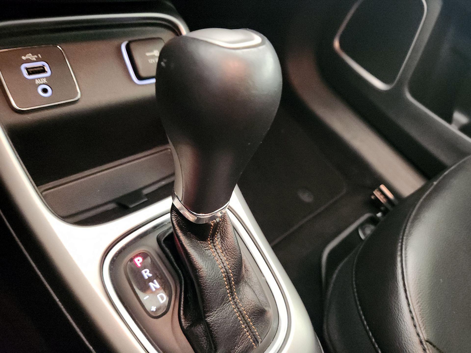 Thumbnail: 2019 Jeep Compass - 17