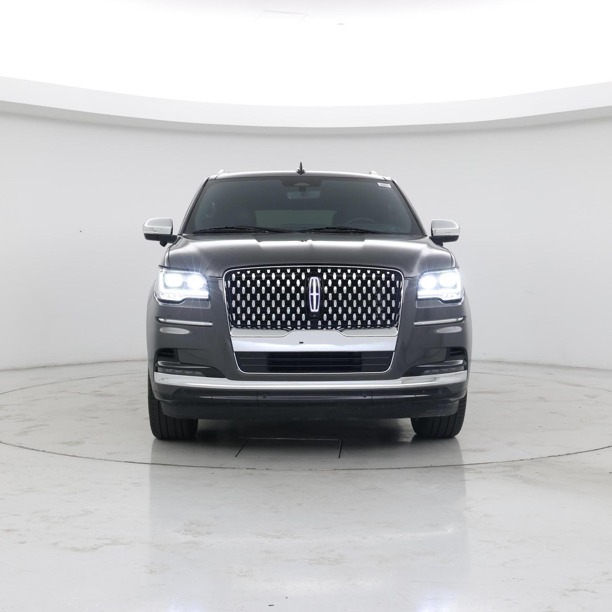 Thumbnail: 2022 Lincoln Navigator - 5
