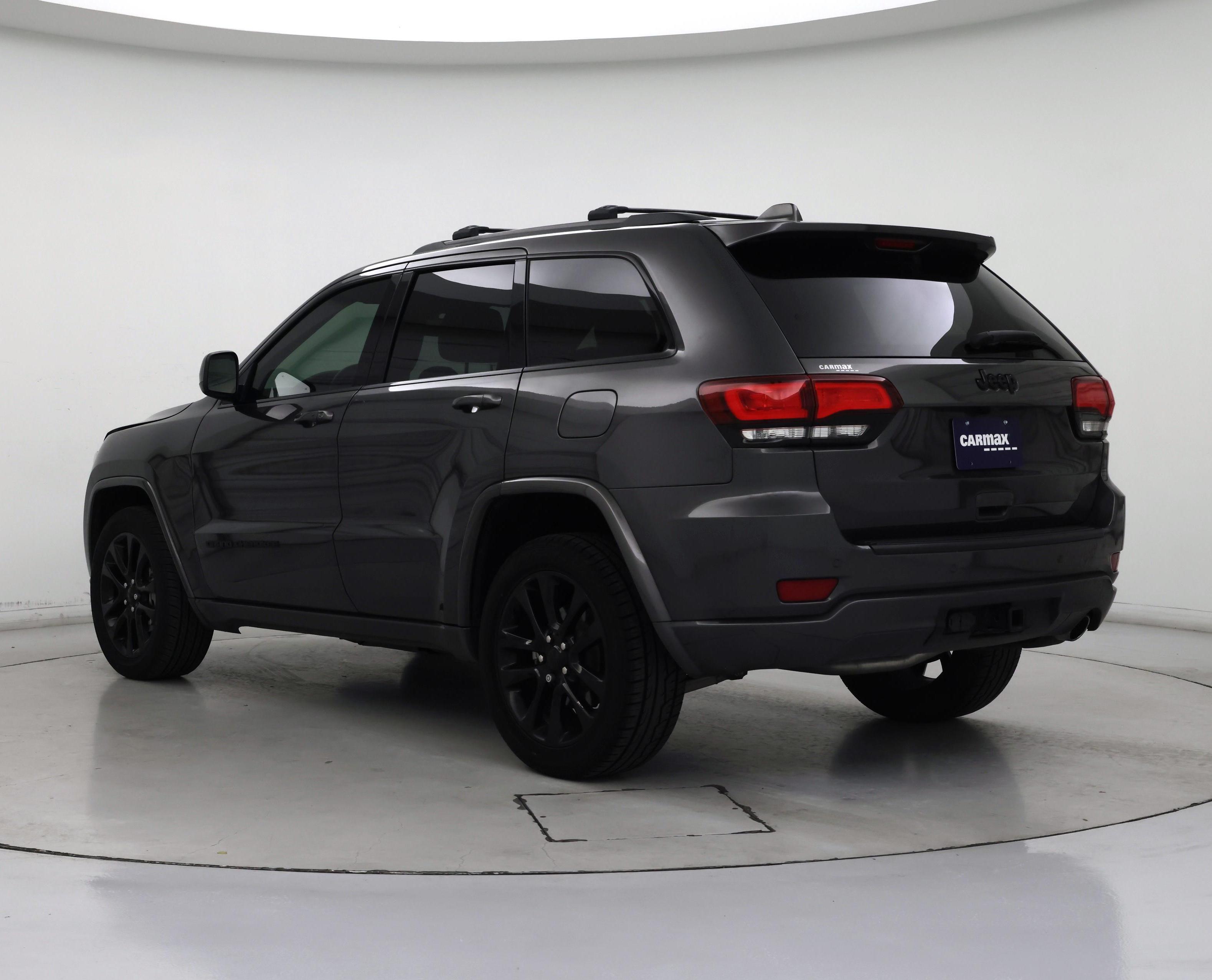 Thumbnail: 2020 Jeep Grand Cherokee - 2