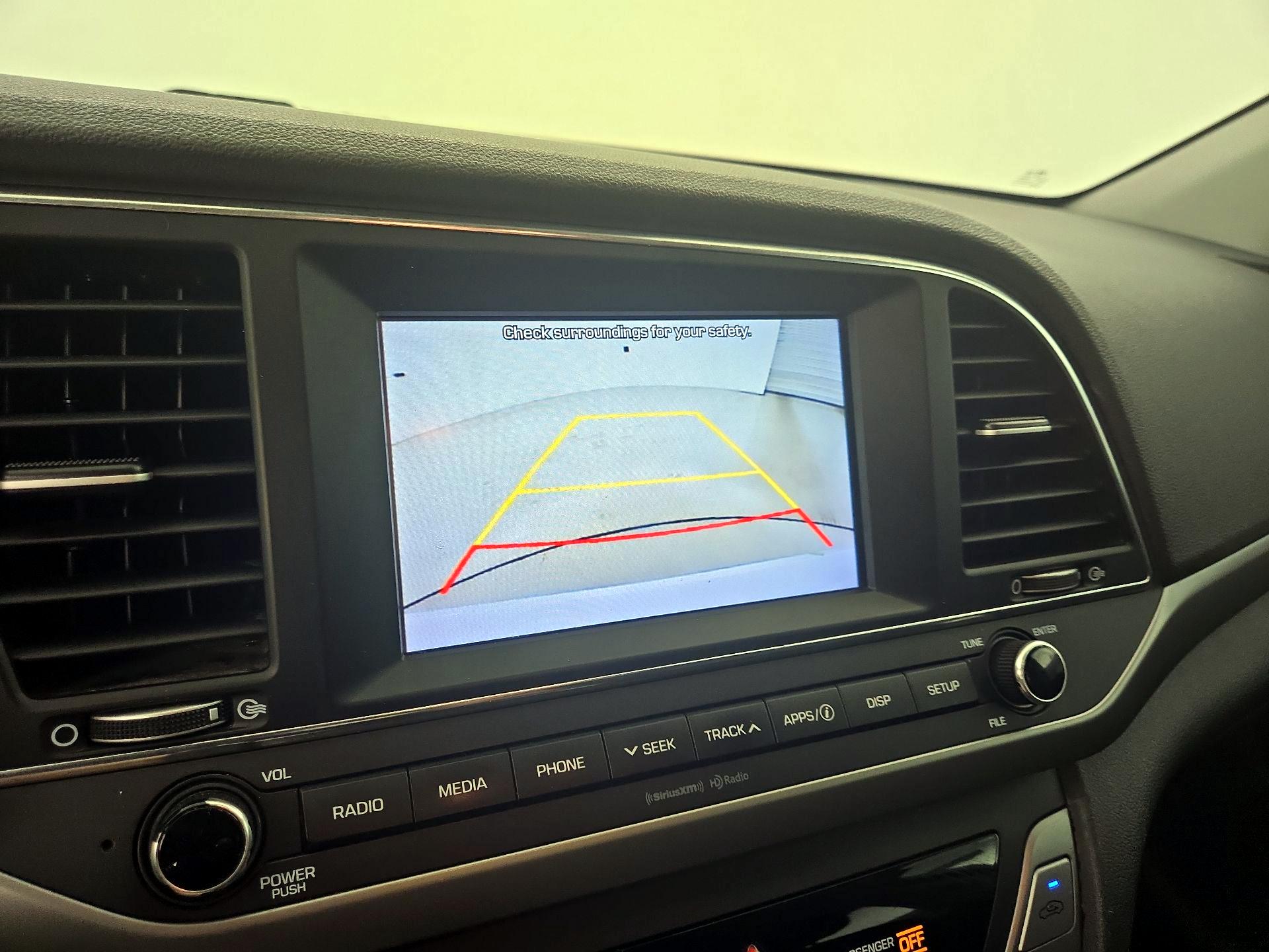 Thumbnail: 2018 Hyundai Elantra - 14