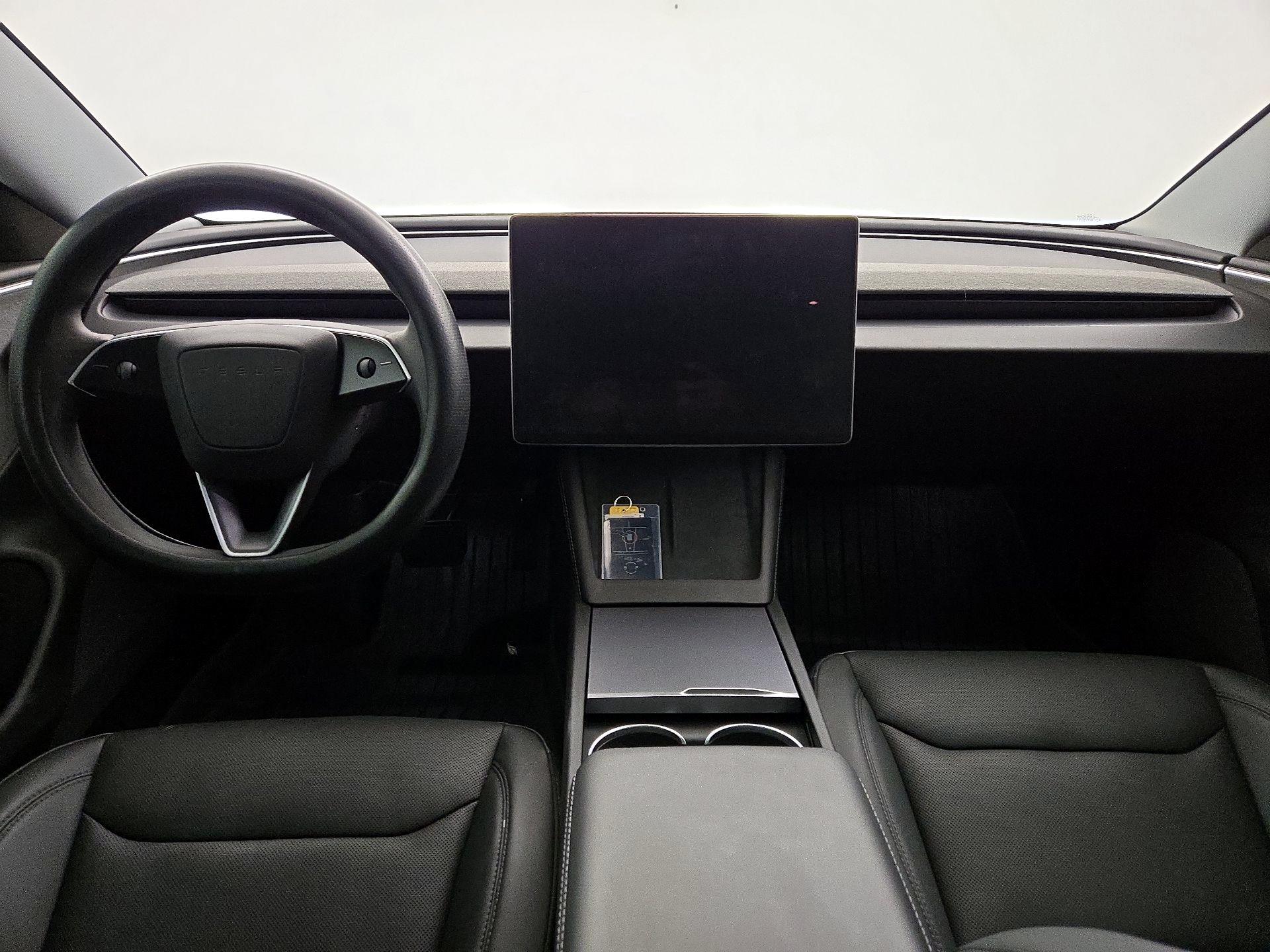 Thumbnail: 2025 Tesla Model 3 - 9