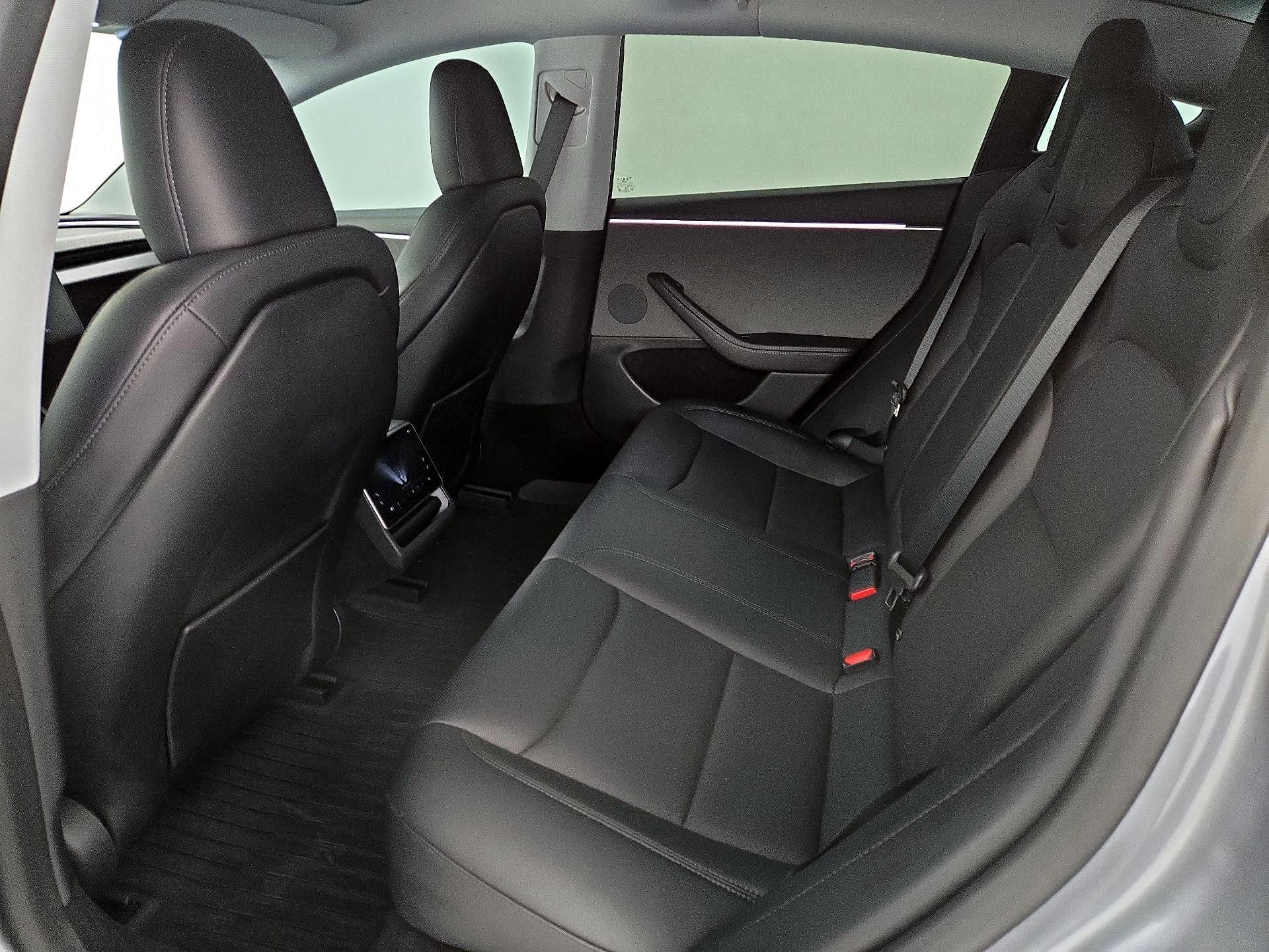 Thumbnail: 2025 Tesla Model 3 - 19