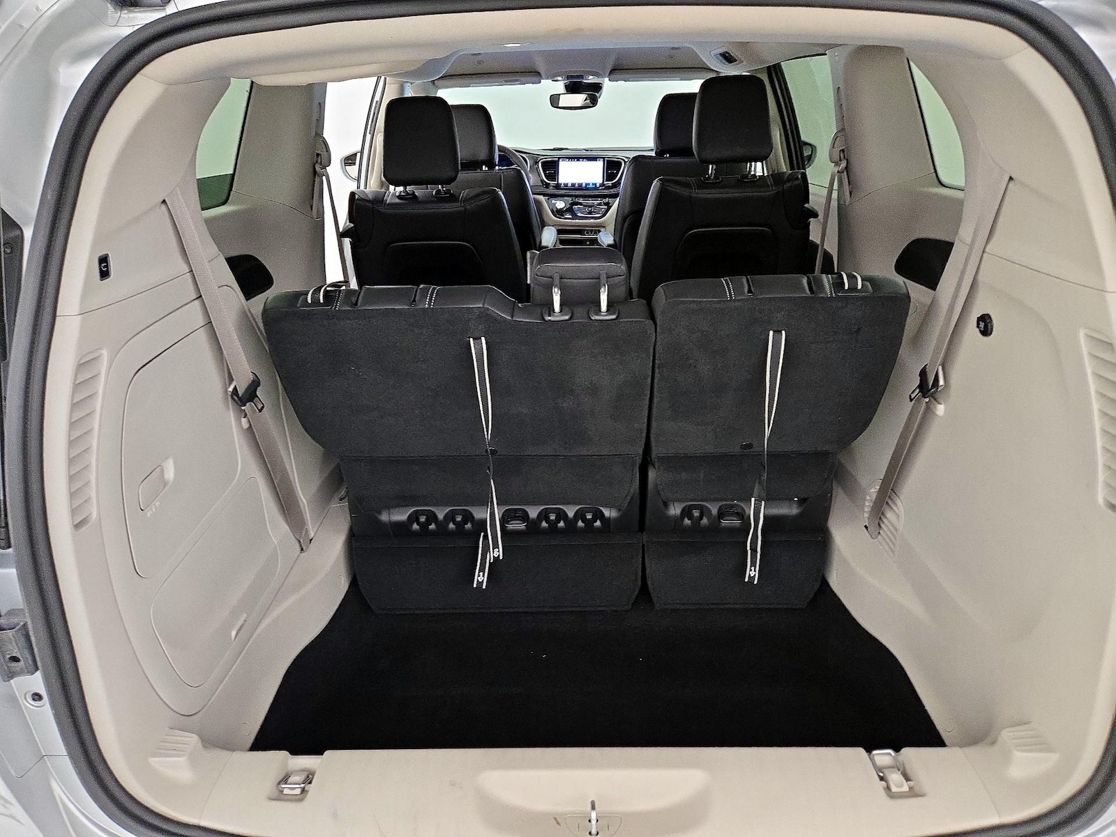 2022 Chrysler Pacifica Hybrid Touring L - Photo 22