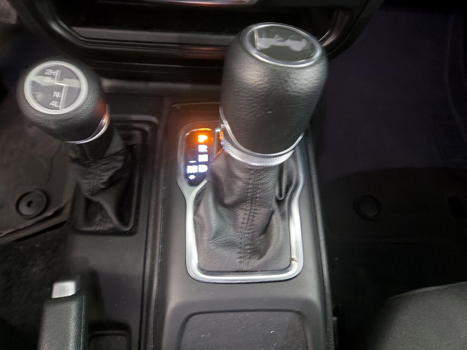 2023 Jeep Wrangler 4-Door Willys Sport - Photo 18