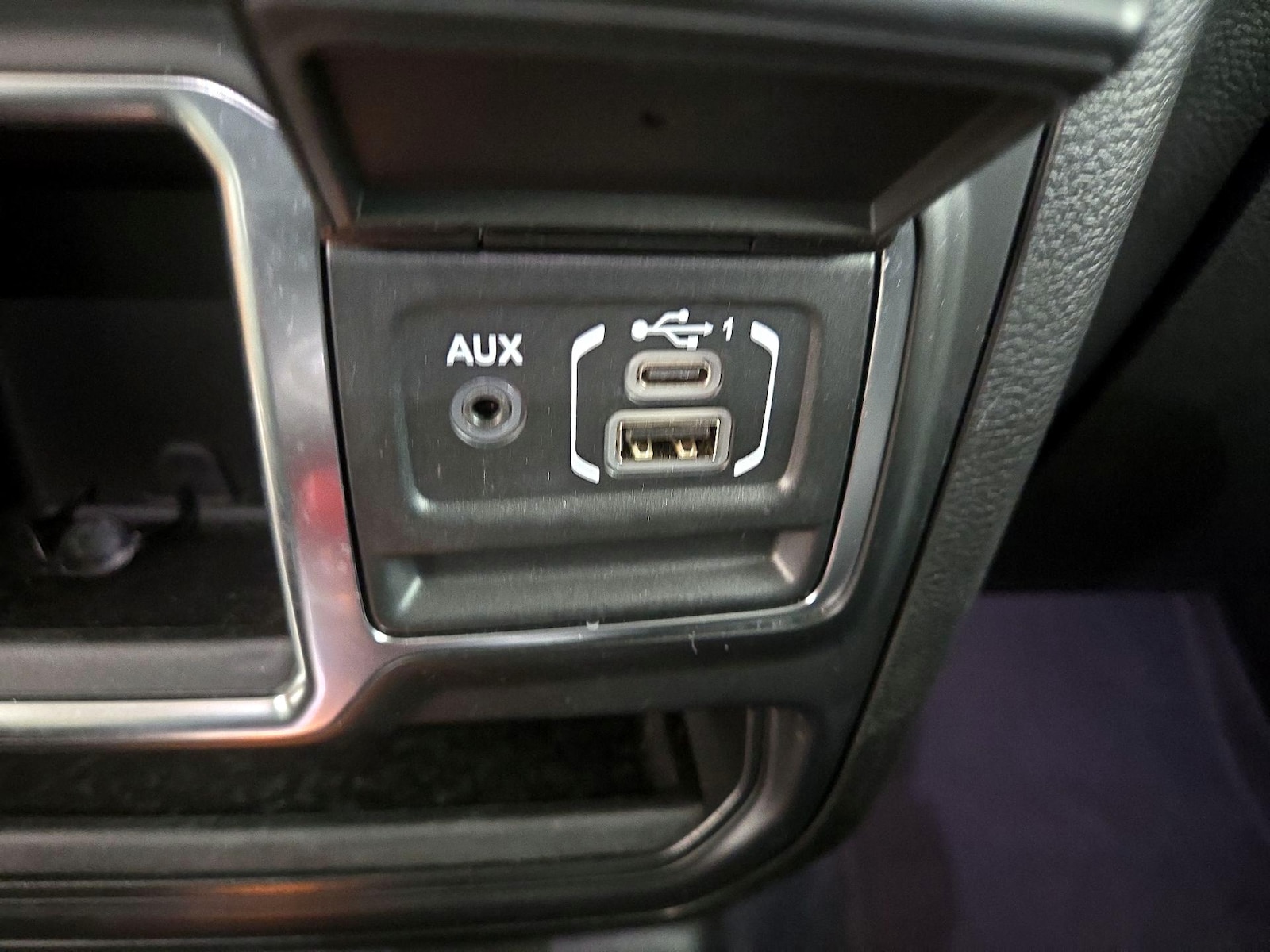 2023 Jeep Wrangler 4-Door Willys Sport - Photo 19