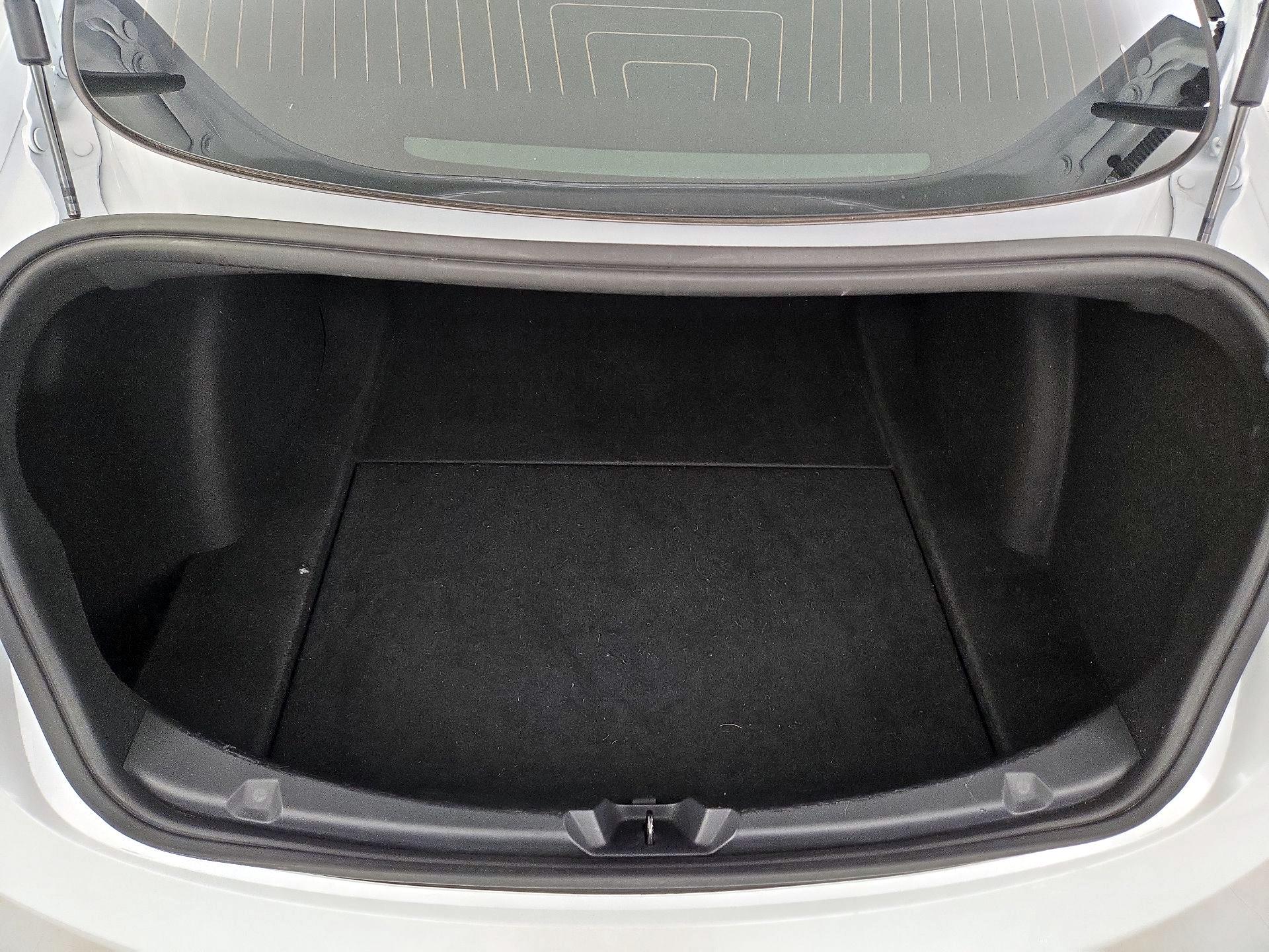 Thumbnail: 2020 Tesla Model 3 - 19