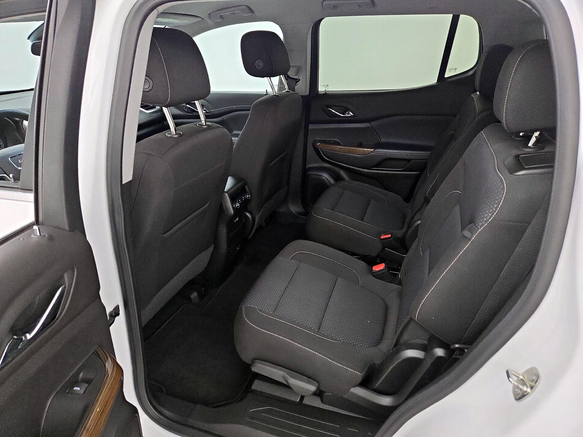 Thumbnail: 2023 GMC Acadia - 19