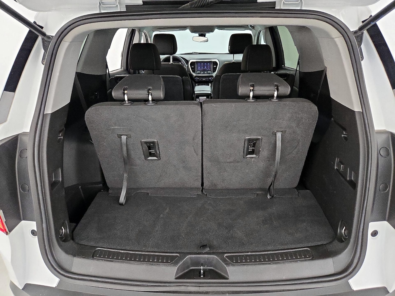 2023 GMC Acadia SLE - Photo 22