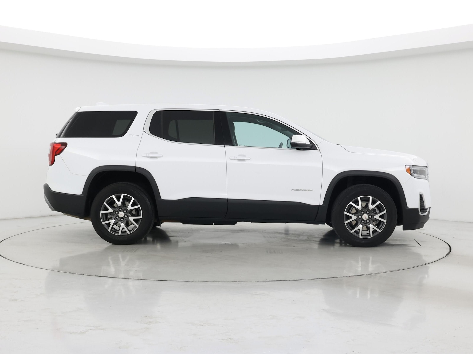 2023 GMC Acadia SLE - Photo 8