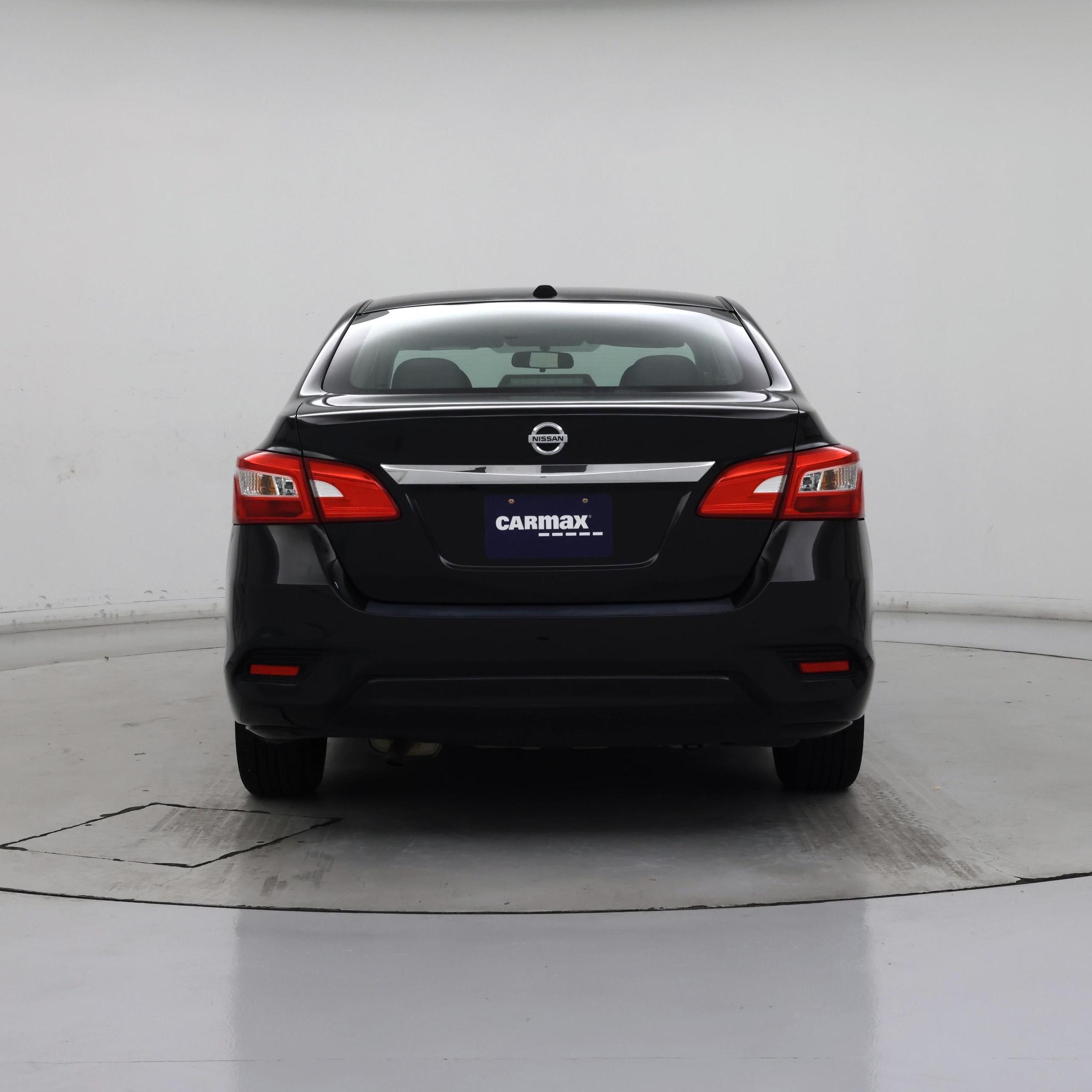 Thumbnail: 2017 Nissan Sentra - 6