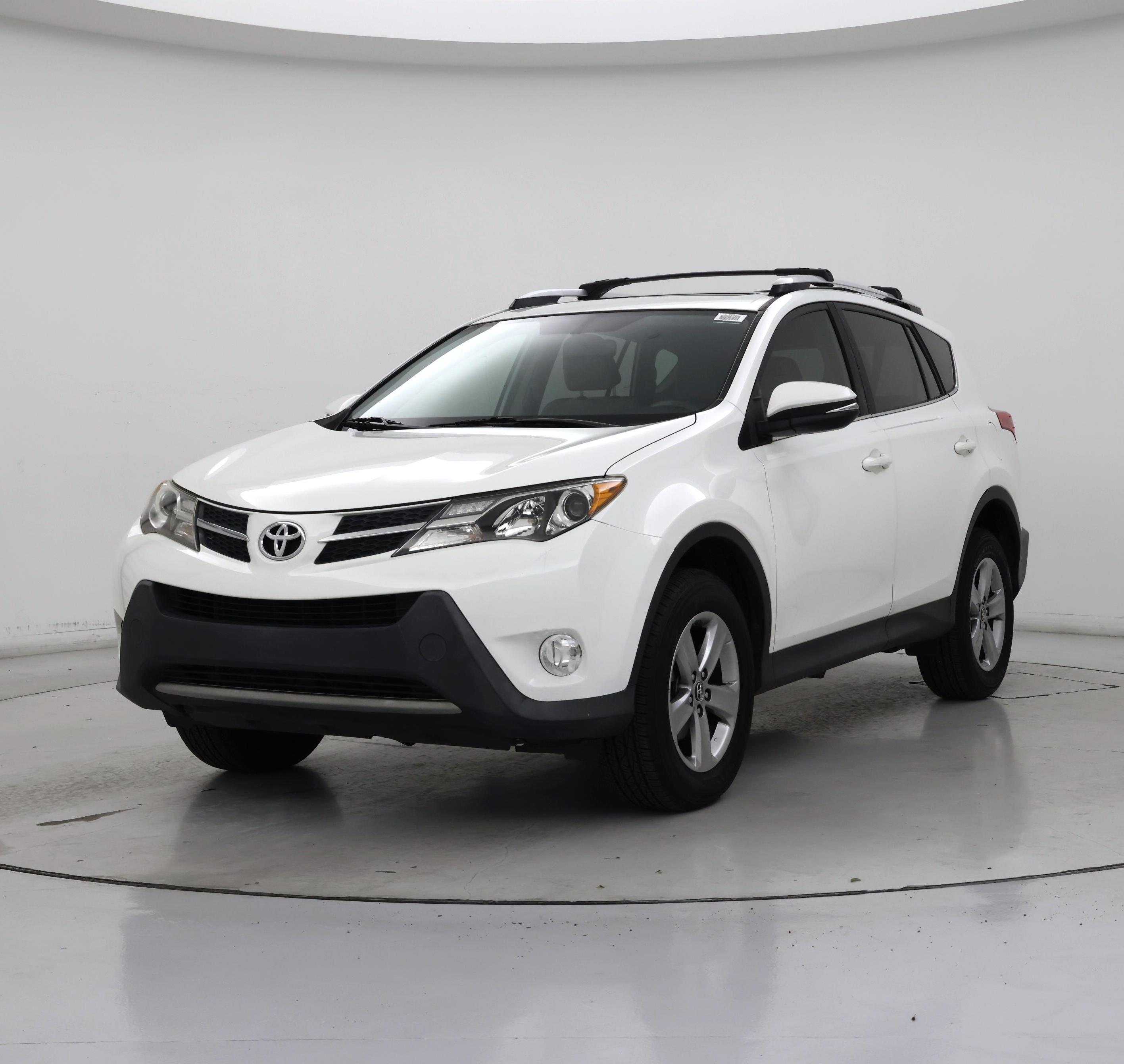 Thumbnail: 2015 Toyota RAV4 - 4