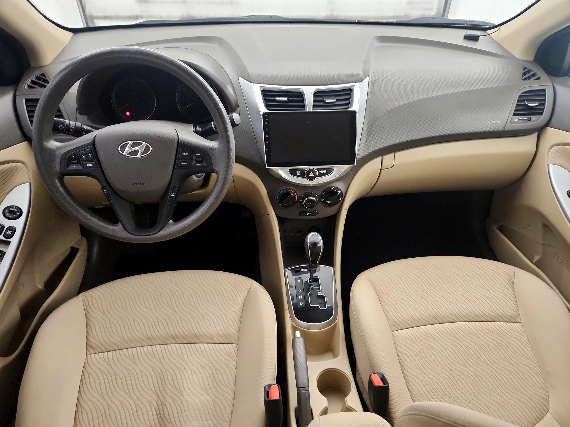 Thumbnail: 2014 Hyundai Accent - 9
