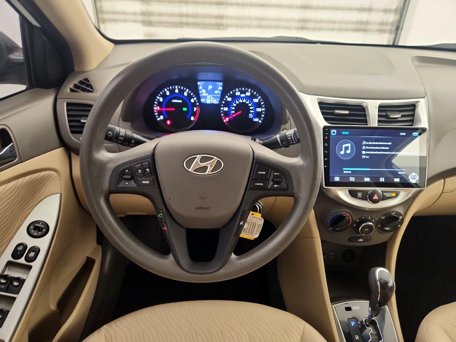 Thumbnail: 2014 Hyundai Accent - 10
