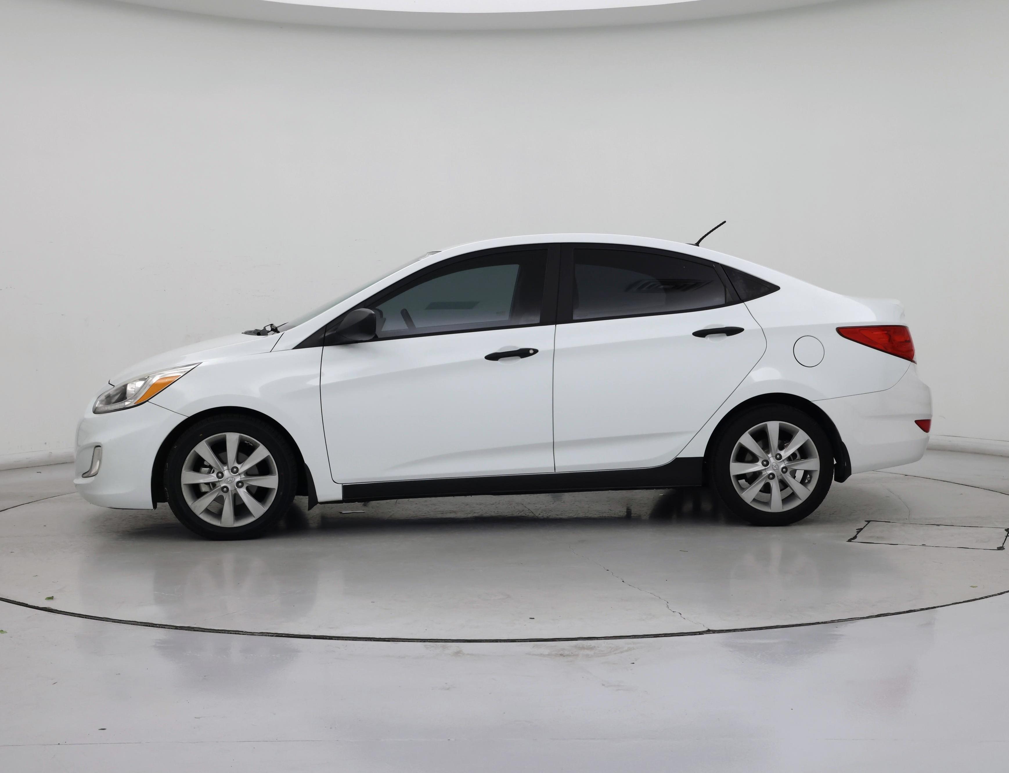 Thumbnail: 2014 Hyundai Accent - 3