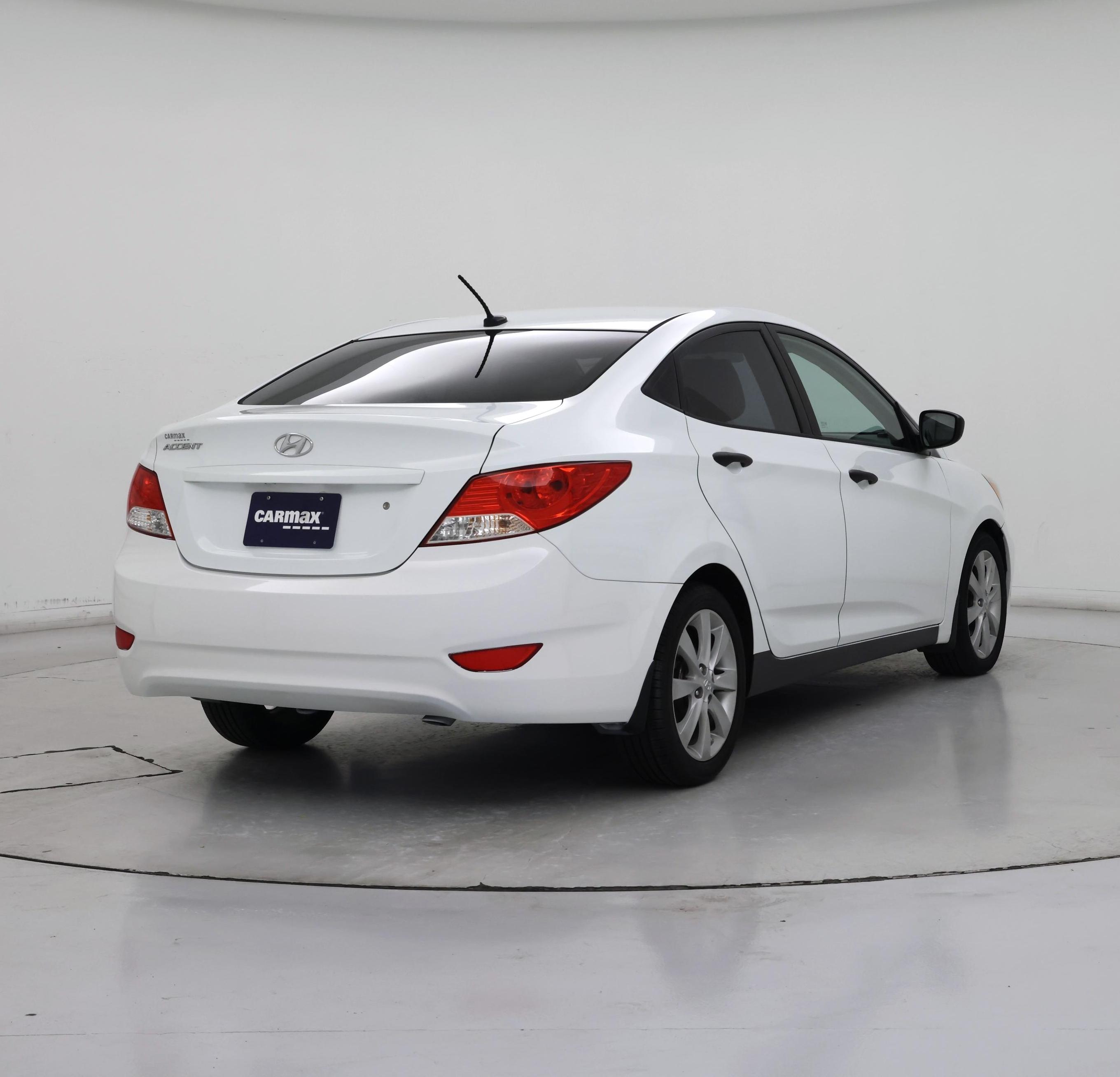 Thumbnail: 2014 Hyundai Accent - 8