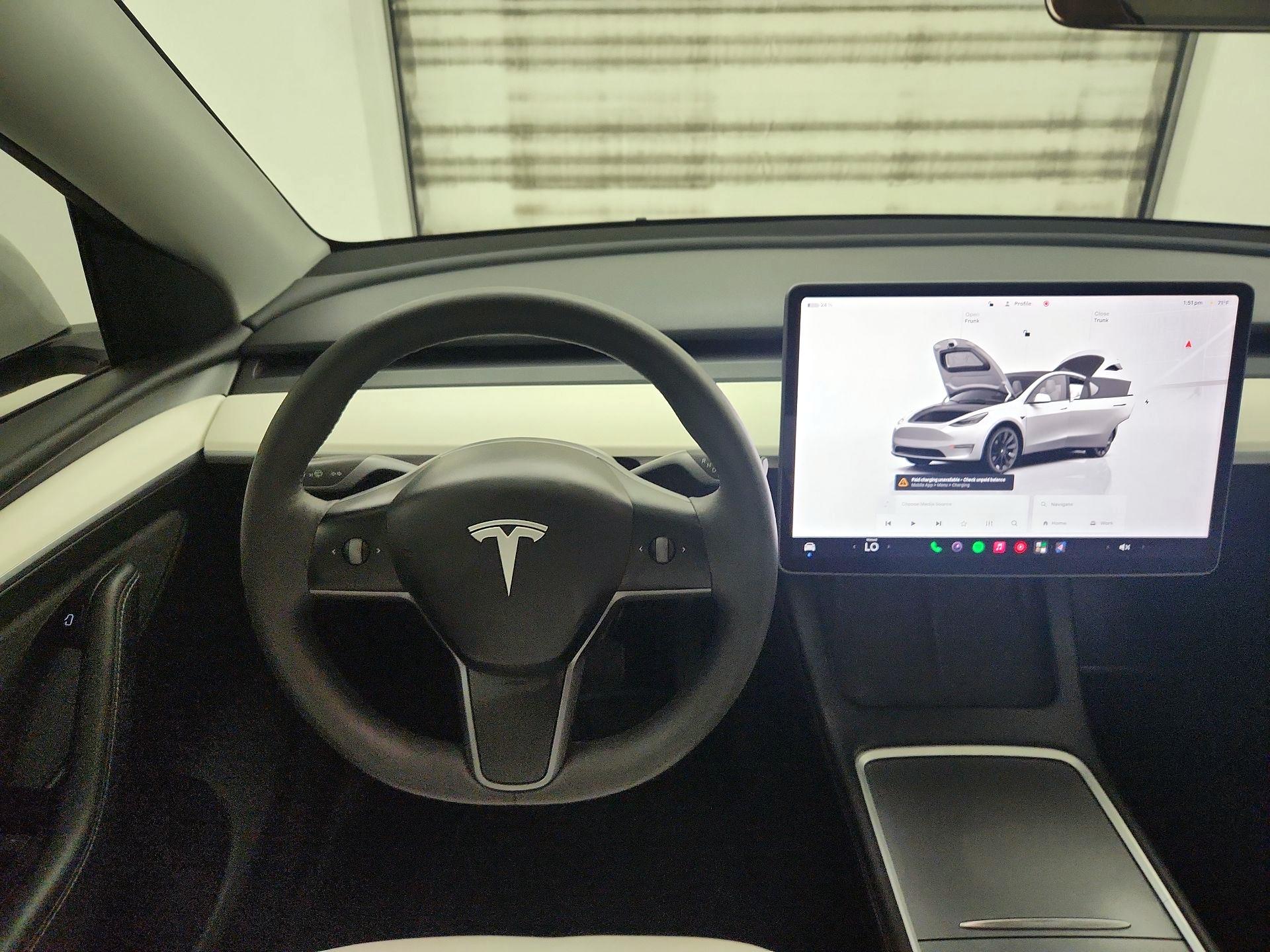 Thumbnail: 2023 Tesla Model Y - 10