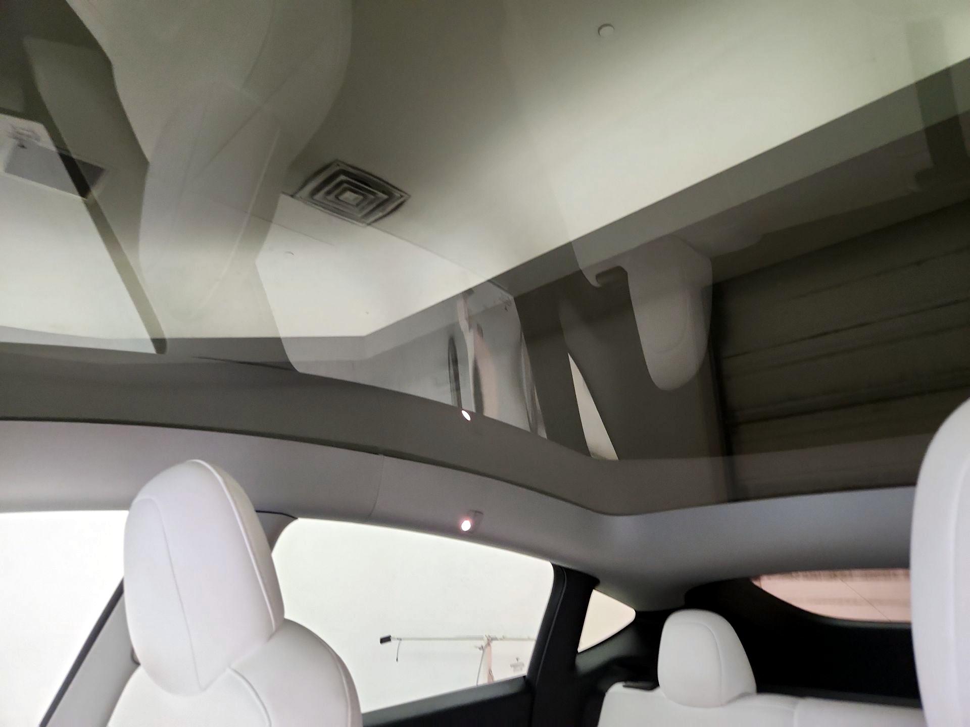 Thumbnail: 2023 Tesla Model Y - 19