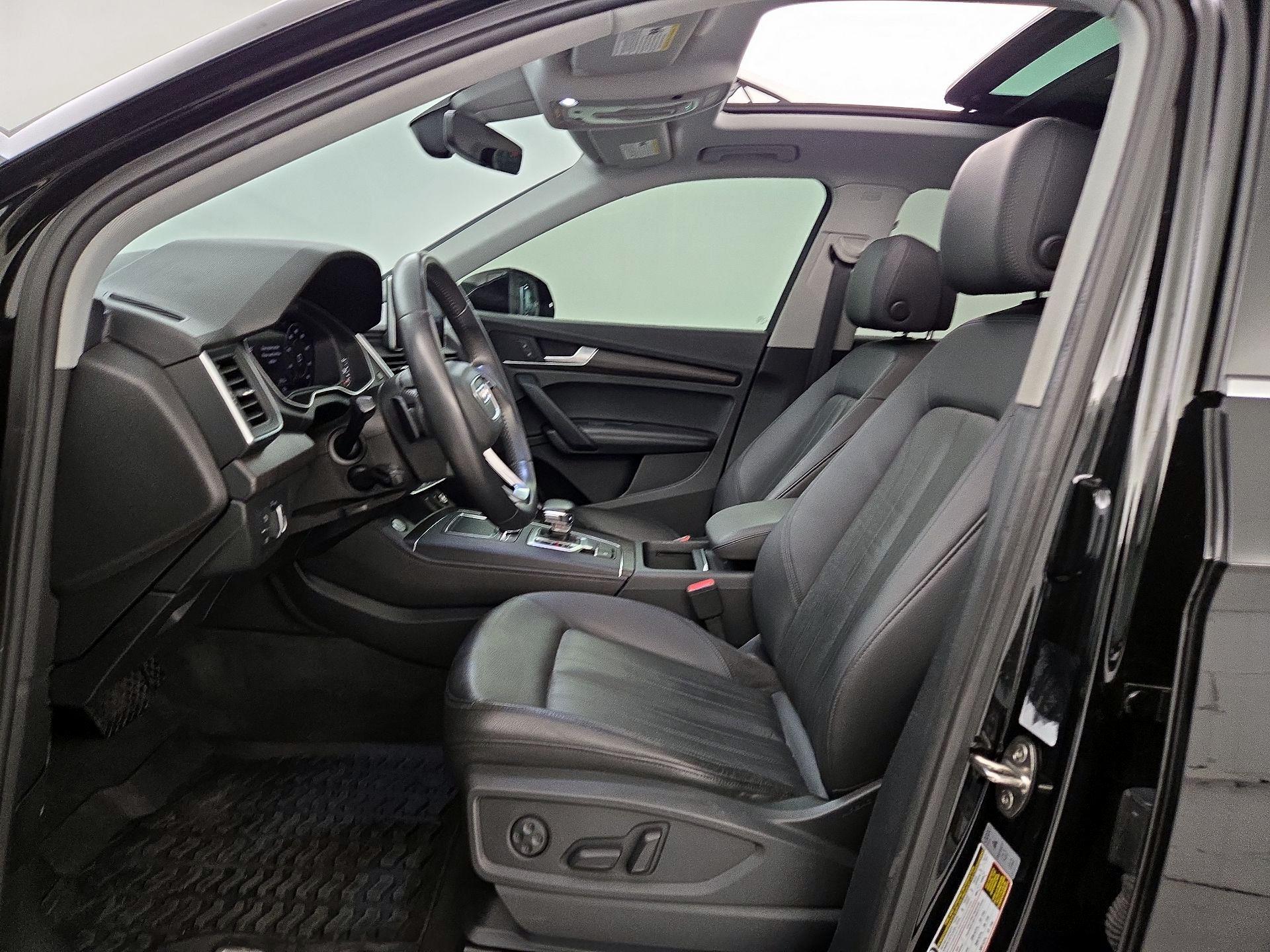 Thumbnail: 2019 Audi Q5 - 11