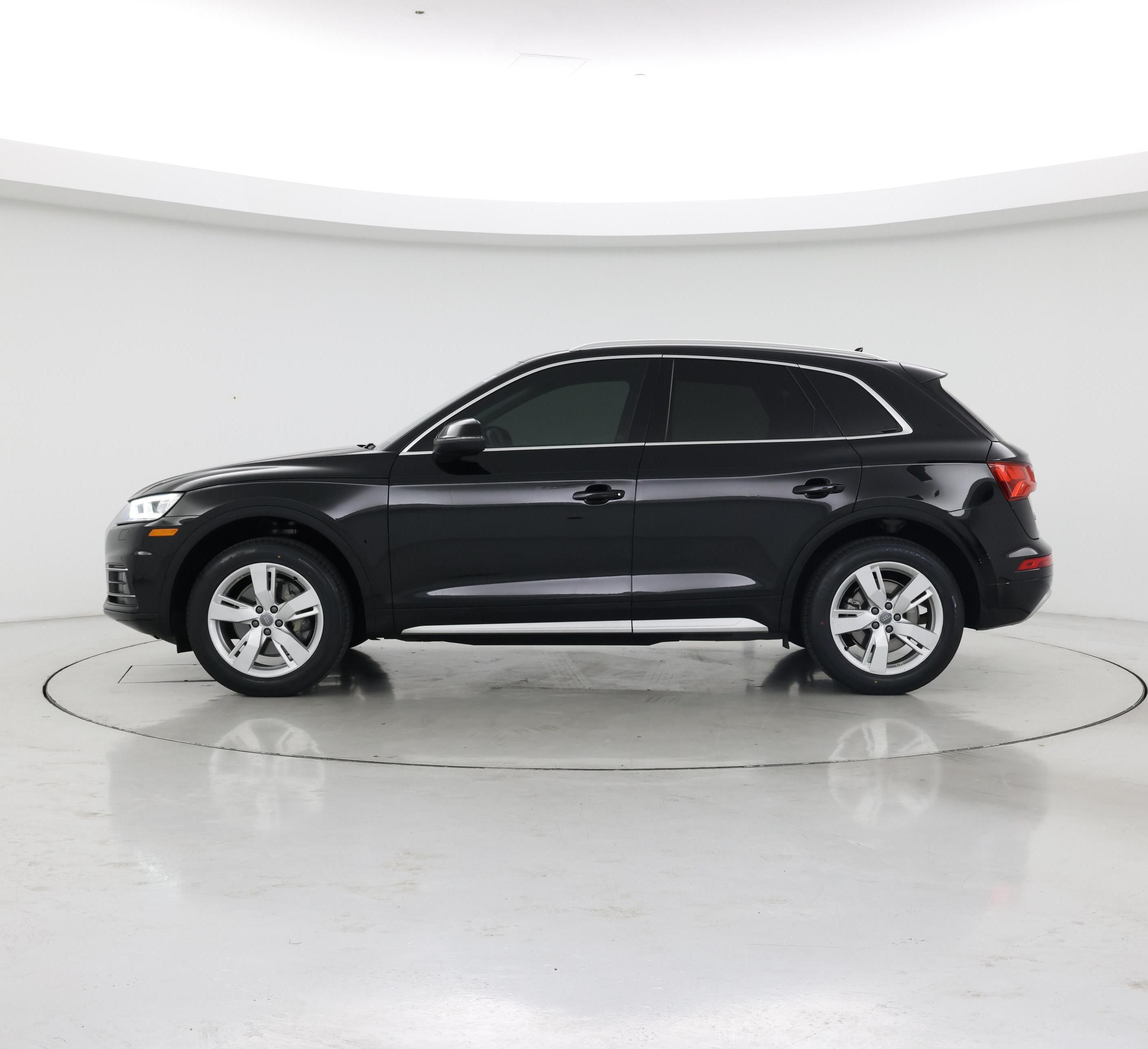 Thumbnail: 2019 Audi Q5 - 3