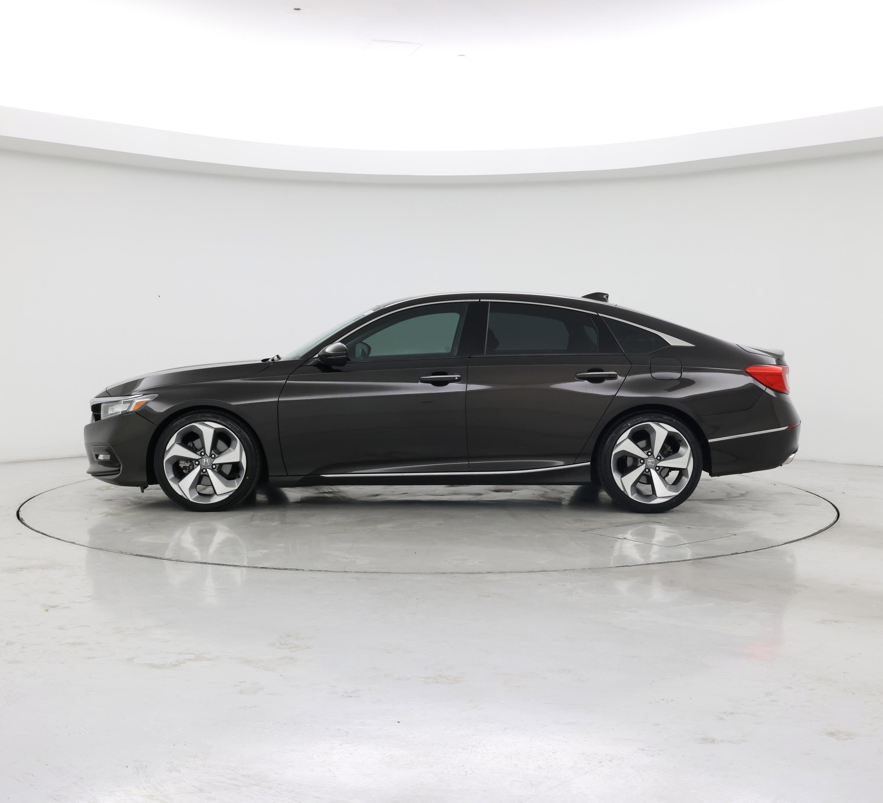 Thumbnail: 2018 Honda Accord - 3