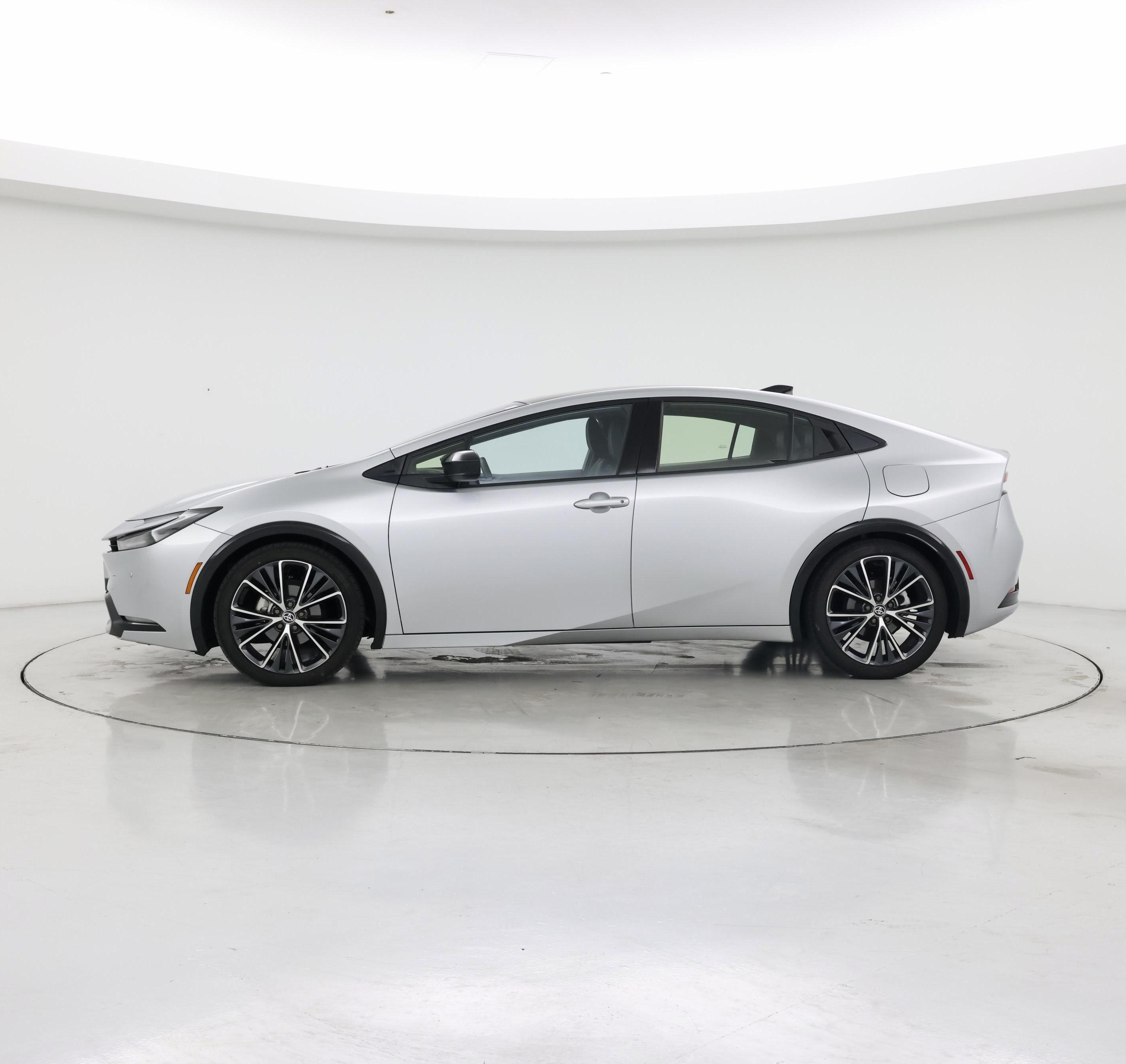 Thumbnail: 2023 Toyota Prius - 3