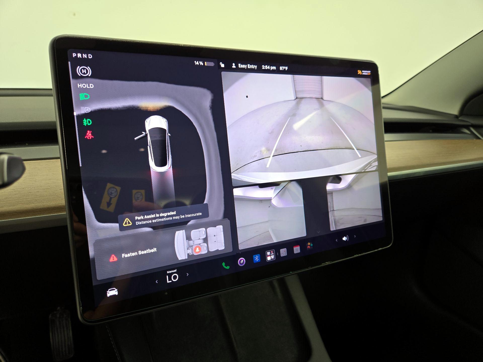 Thumbnail: 2022 Tesla Model 3 - 14