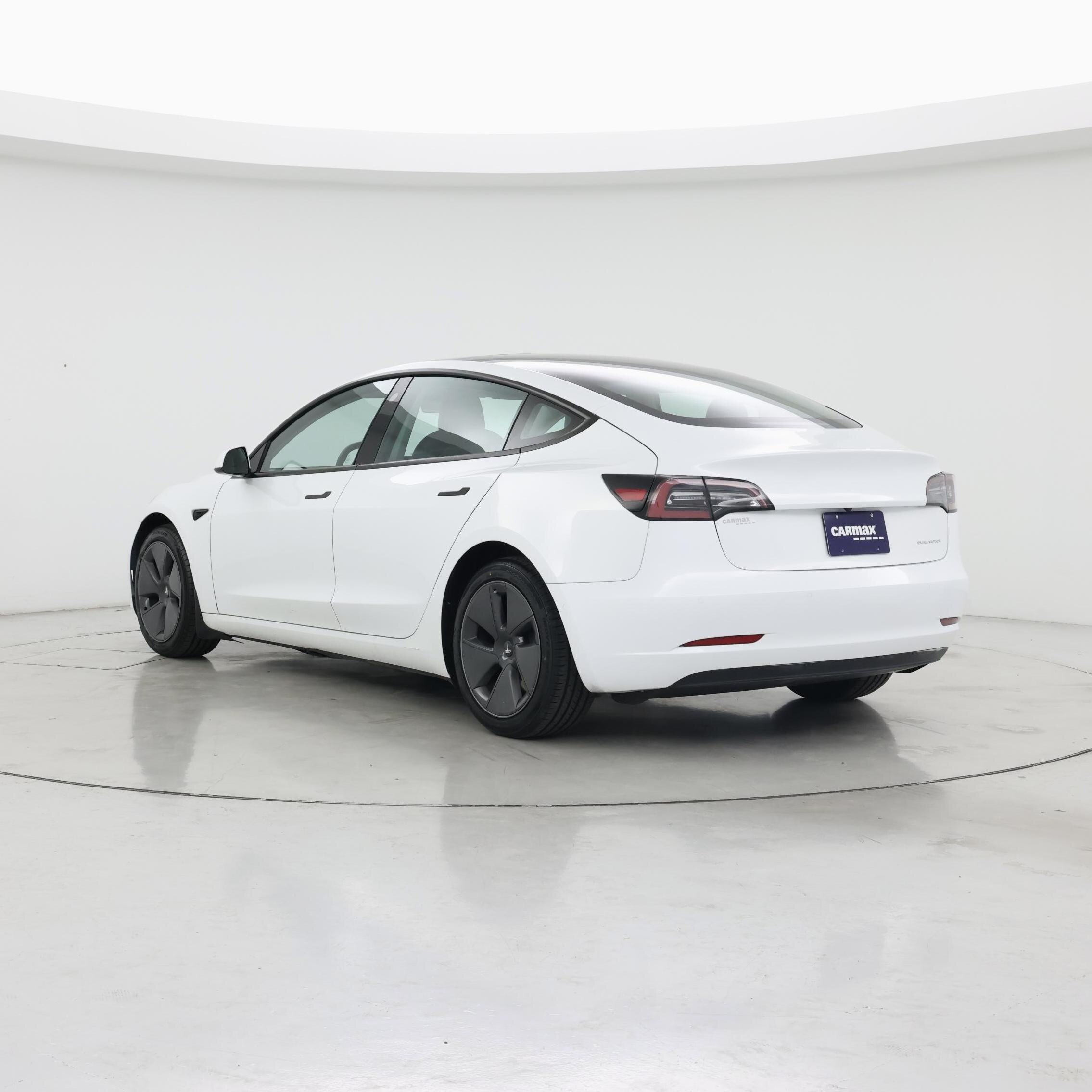 Thumbnail: 2022 Tesla Model 3 - 2