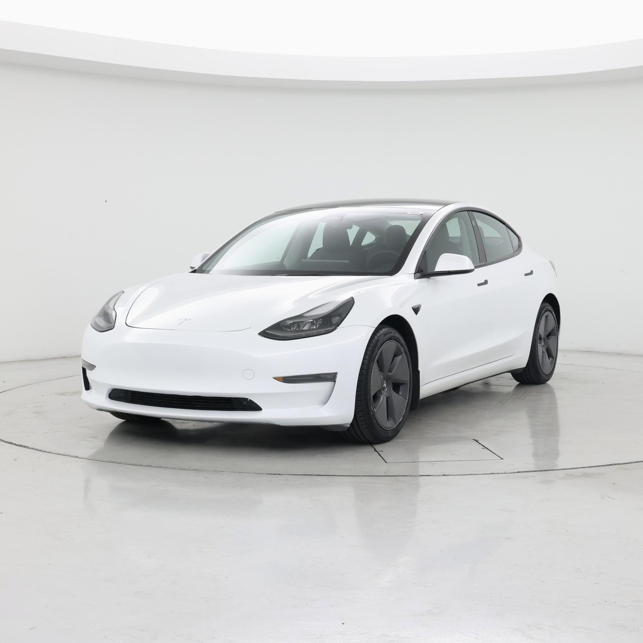 Thumbnail: 2022 Tesla Model 3 - 4