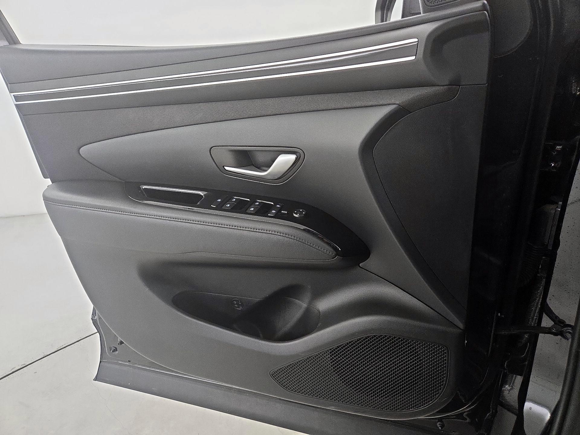 Thumbnail: 2022 Hyundai Tucson - 12