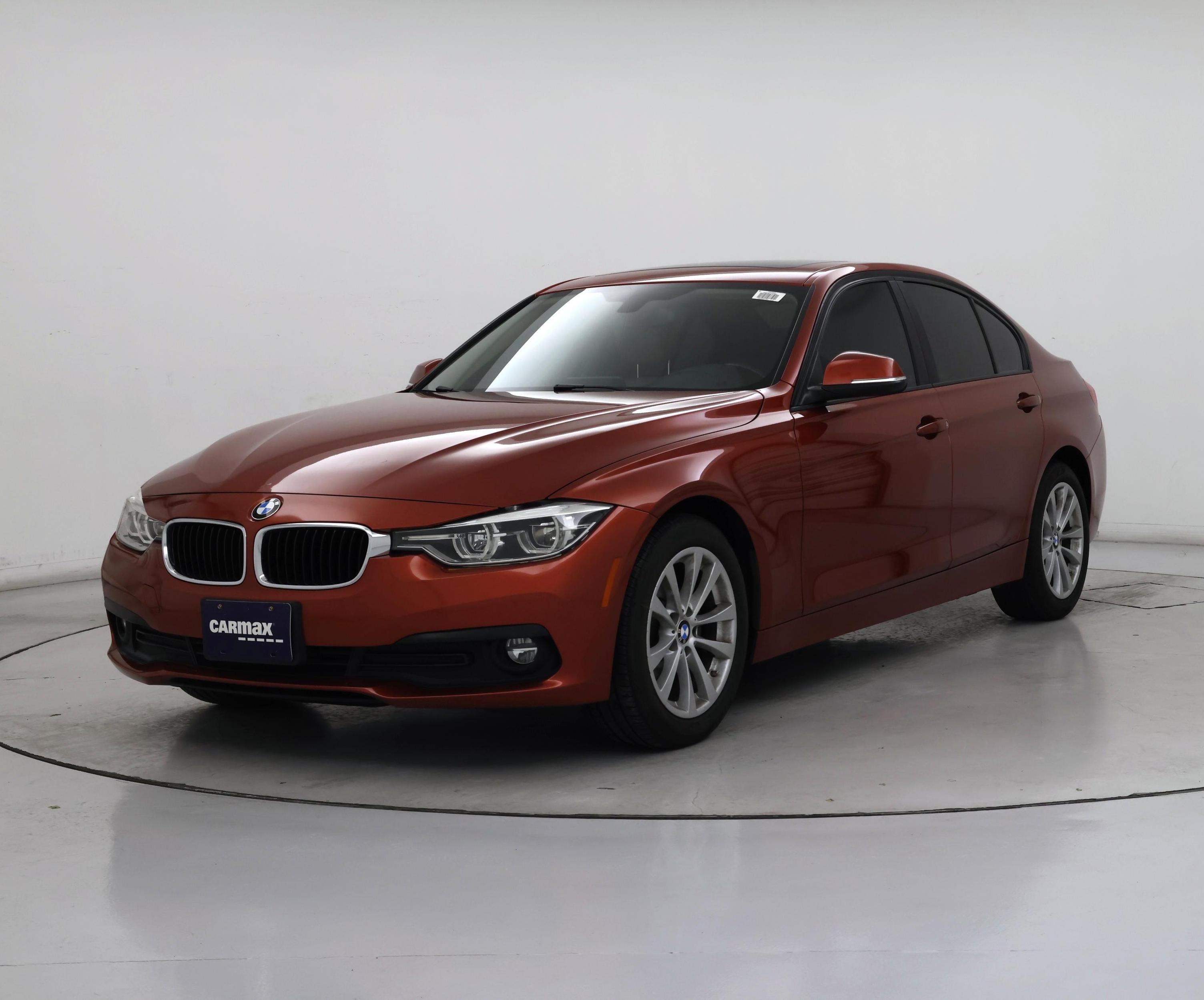 Thumbnail: 2018 BMW 3 Series - 4