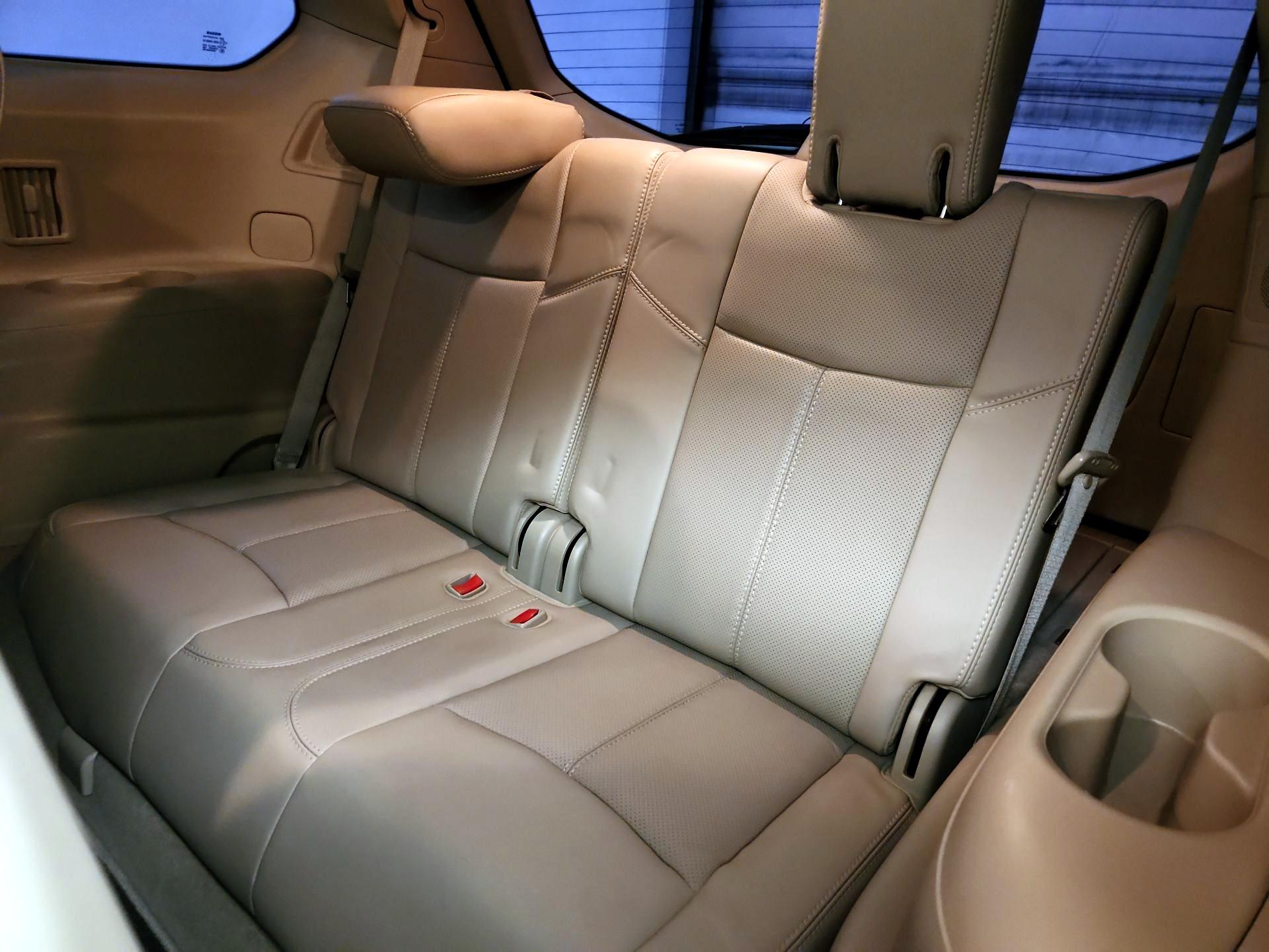 Thumbnail: 2014 Nissan Pathfinder - 19