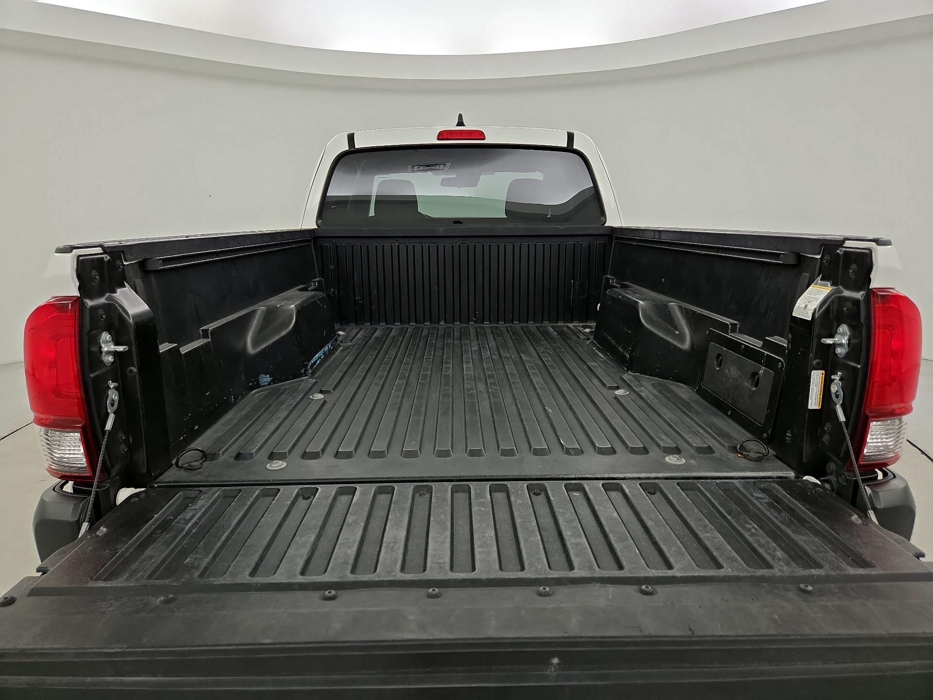 Thumbnail: 2022 Toyota Tacoma - 20