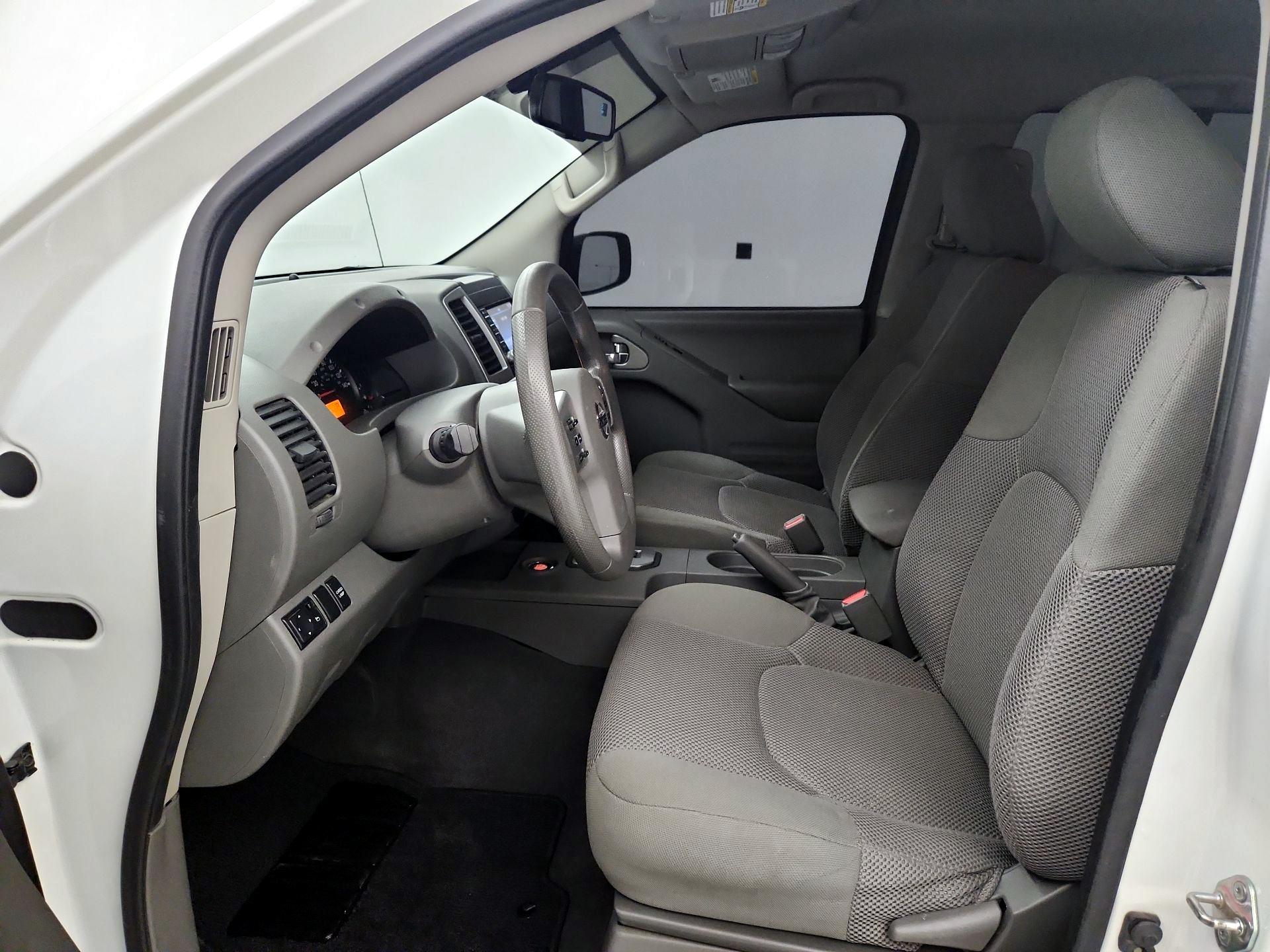 Thumbnail: 2020 Nissan Frontier - 11