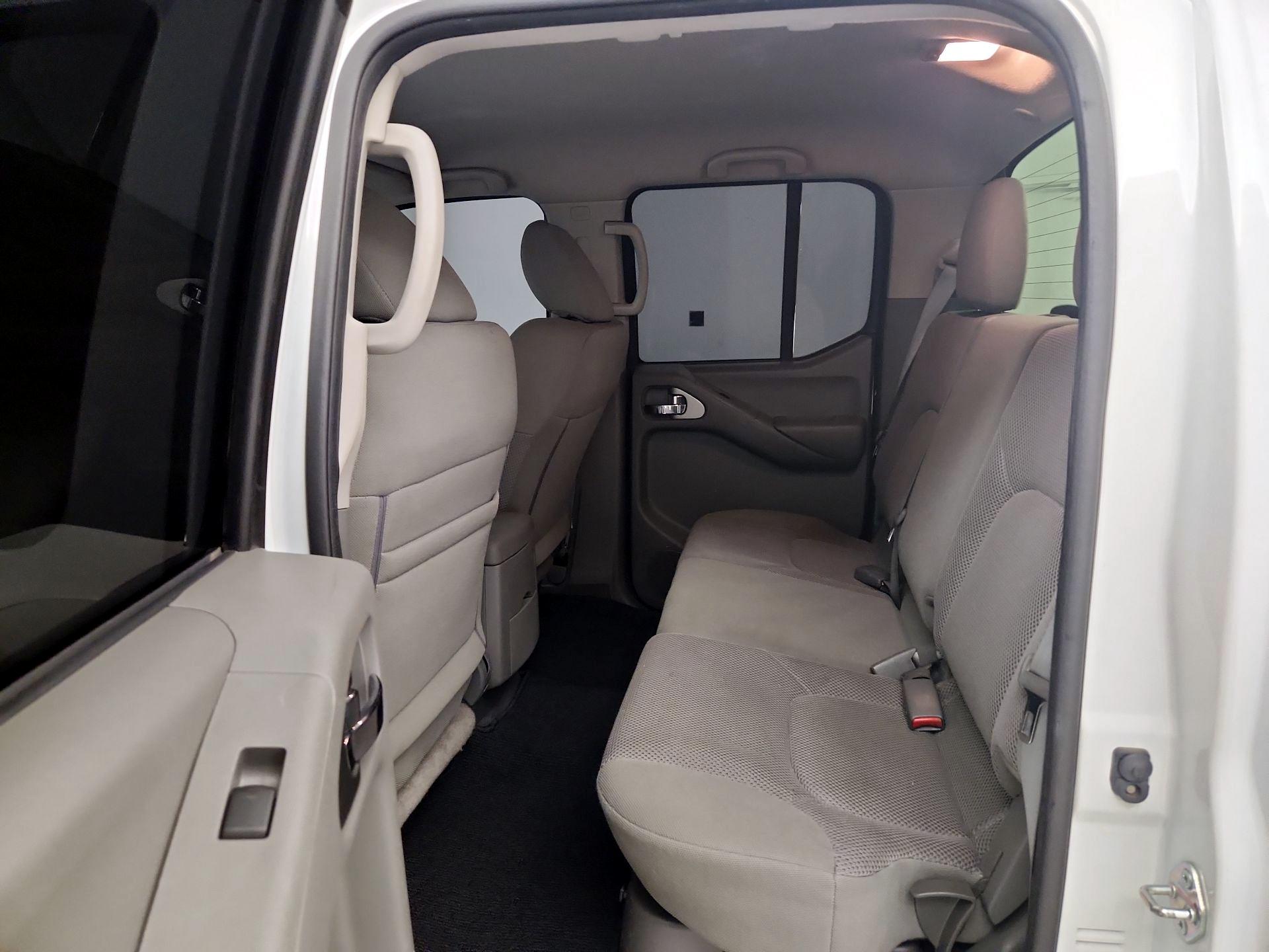 Thumbnail: 2020 Nissan Frontier - 19