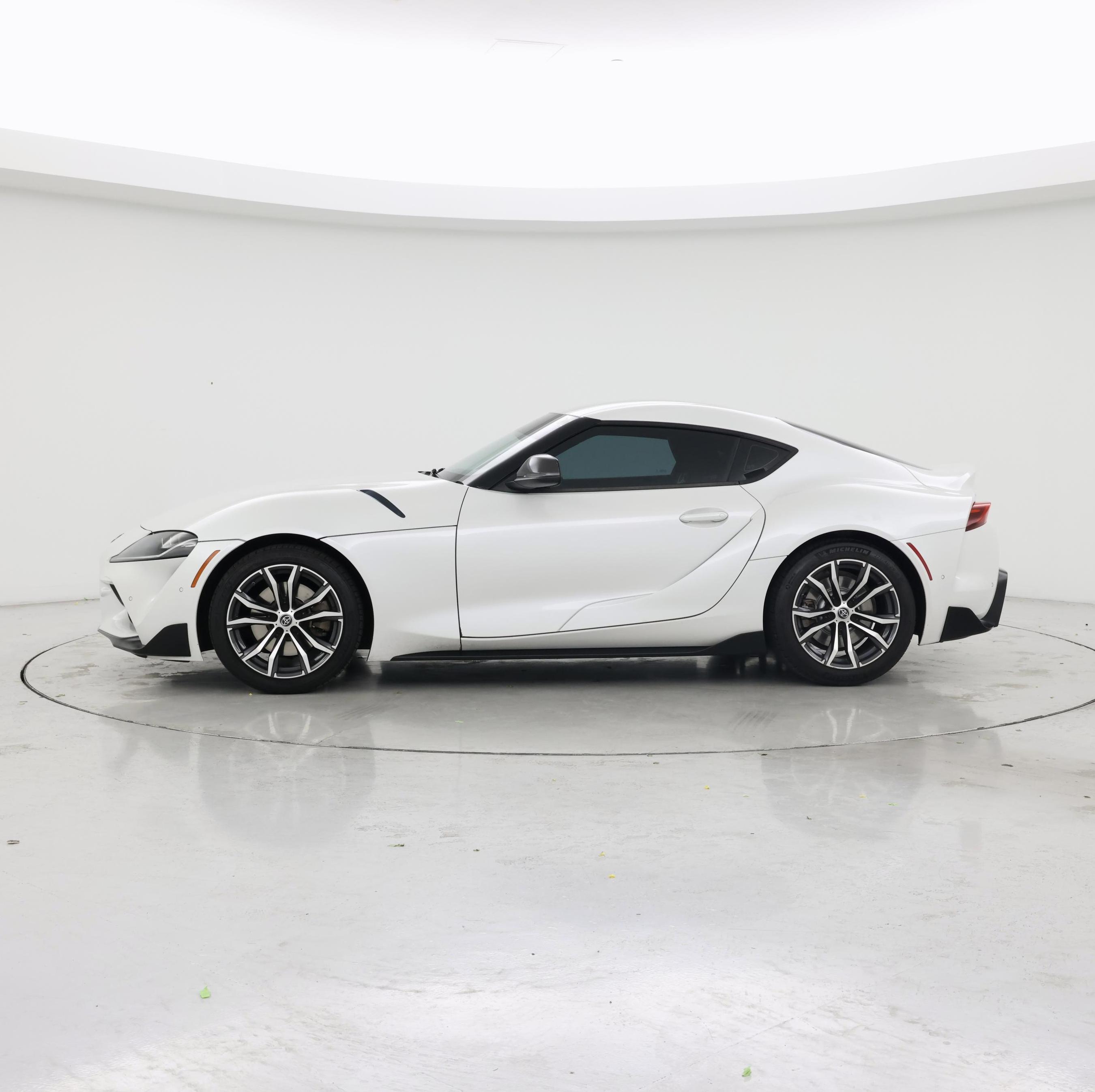 Thumbnail: 2022 Toyota Supra - 3
