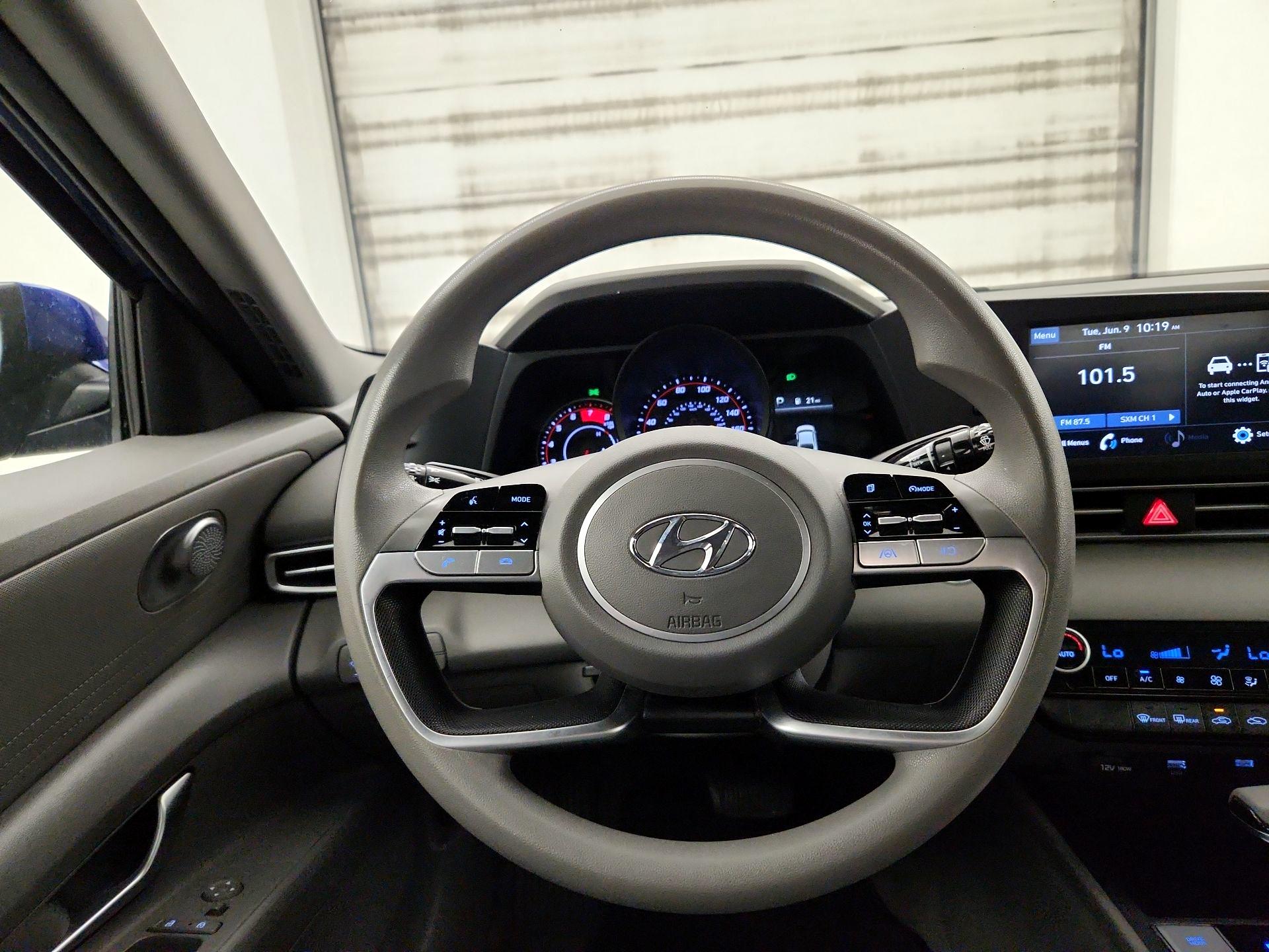Thumbnail: 2021 Hyundai Elantra - 10