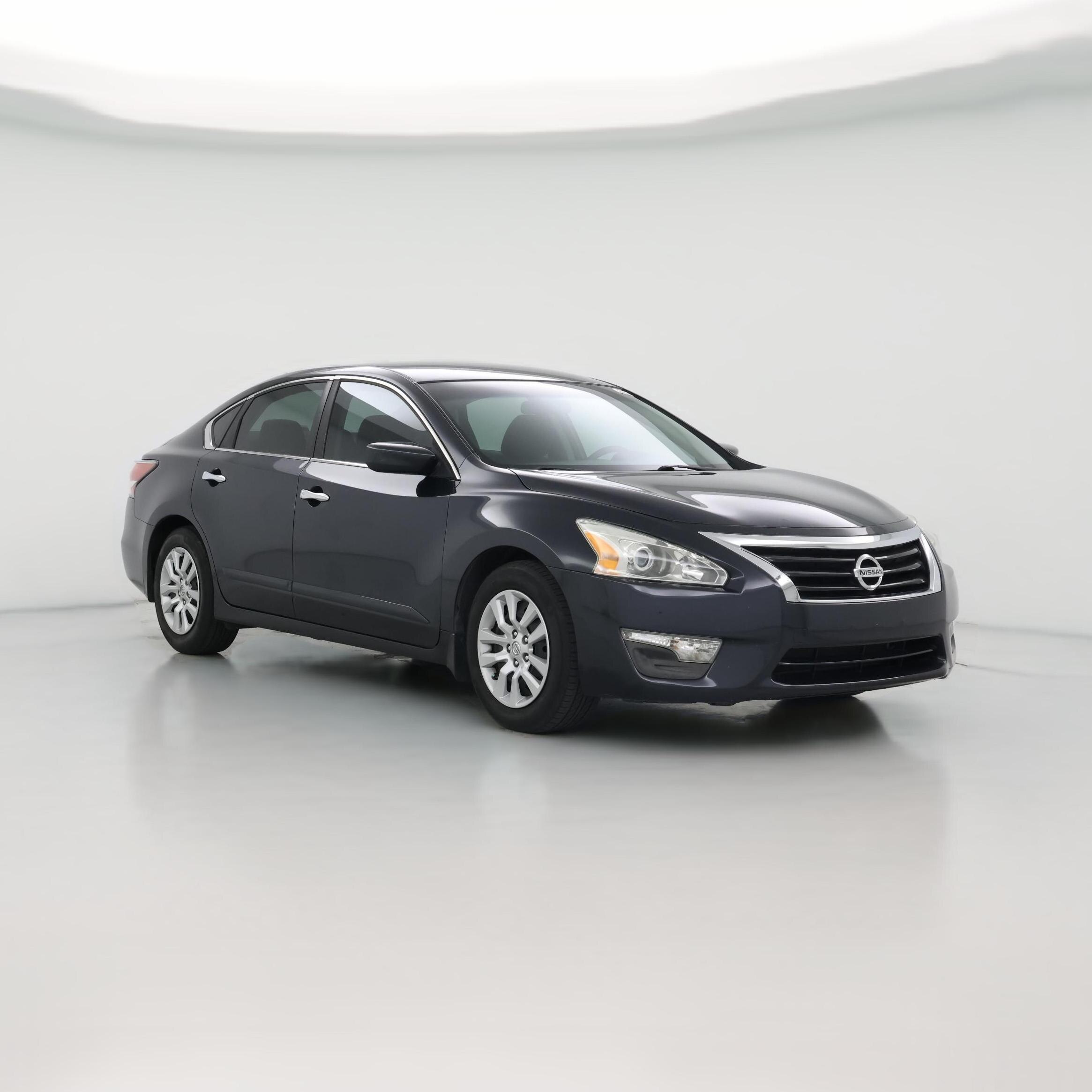 Thumbnail: 2015 Nissan Altima - 1