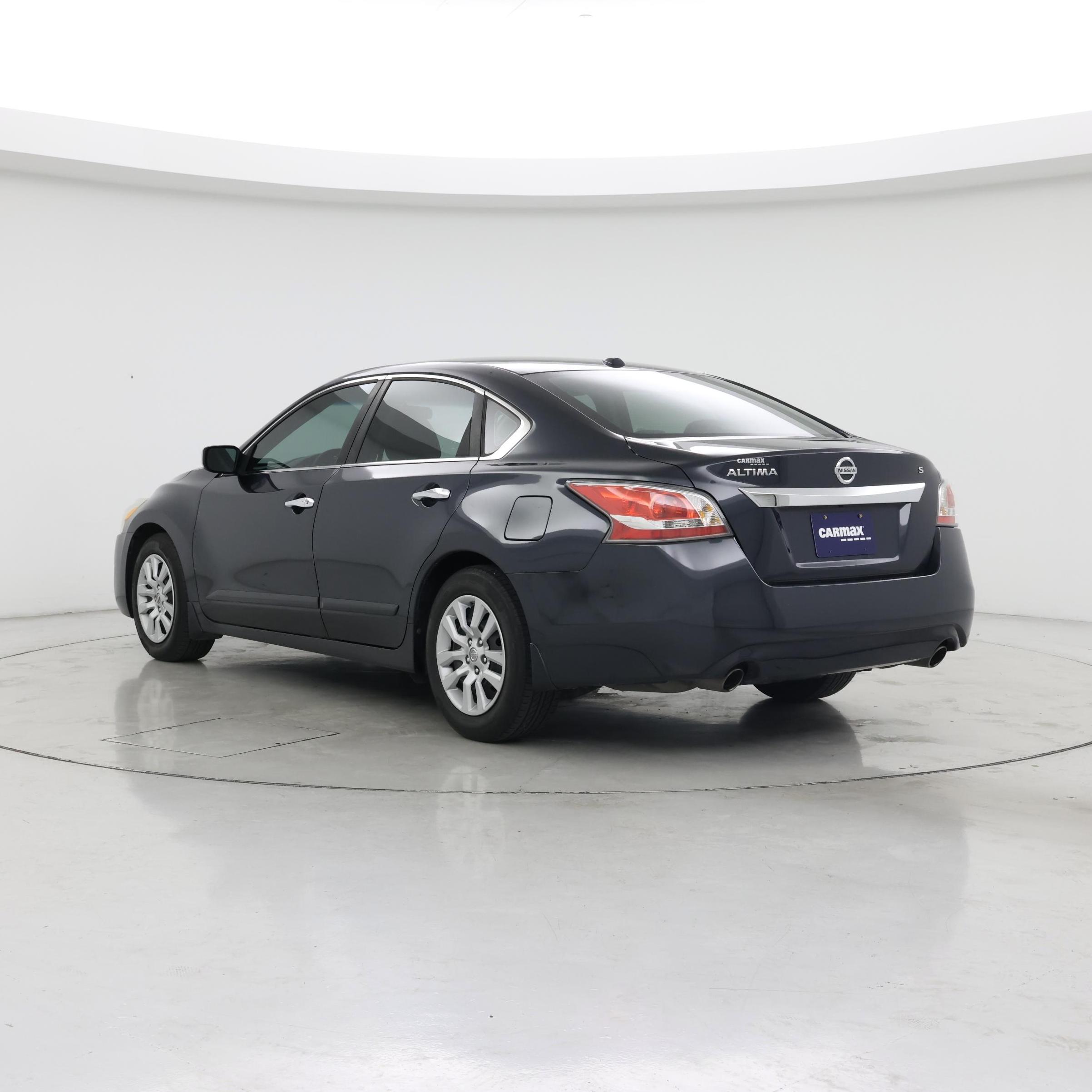 Thumbnail: 2015 Nissan Altima - 2