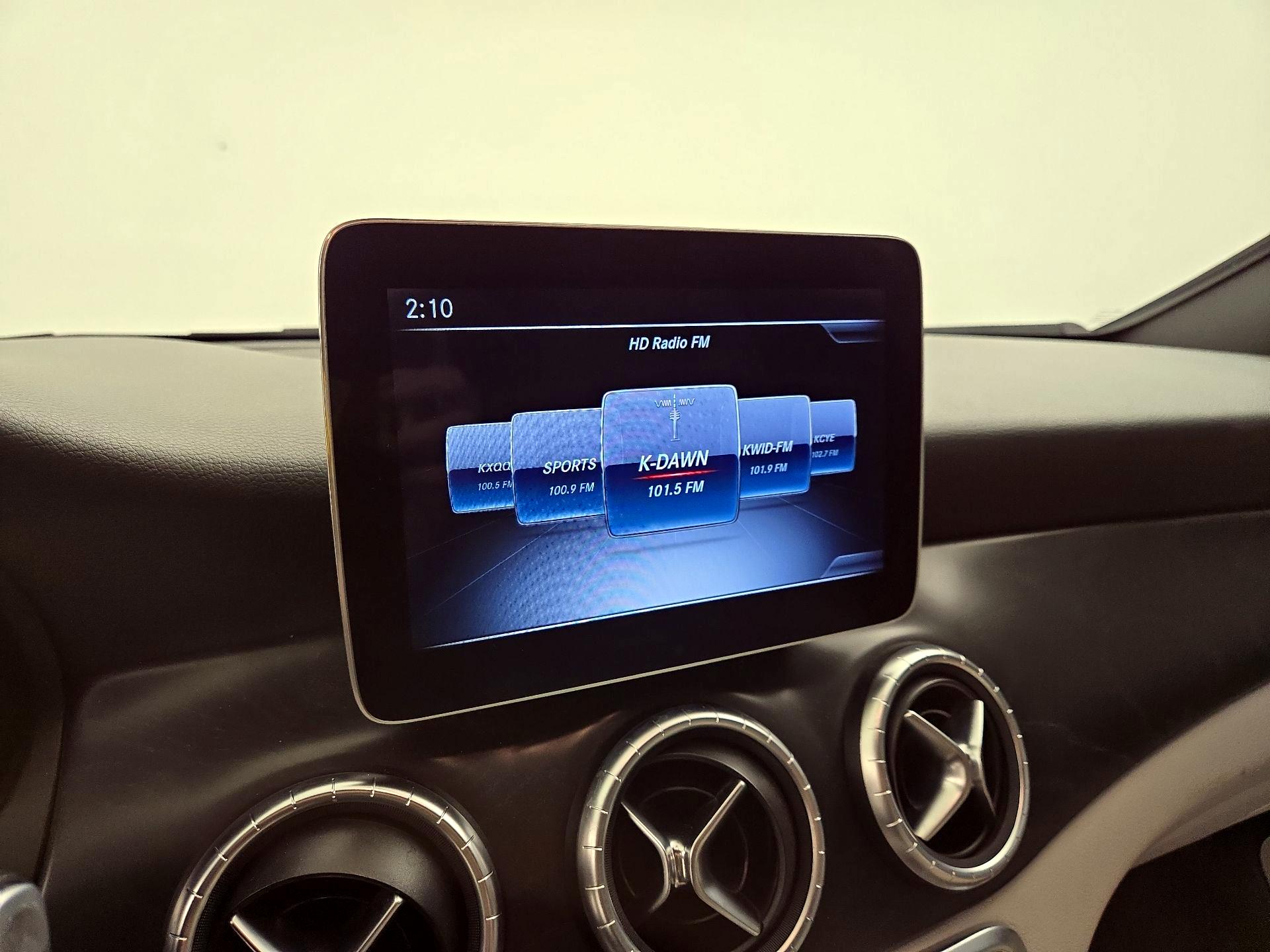 Thumbnail: 2018 Mercedes-Benz CLA - 15
