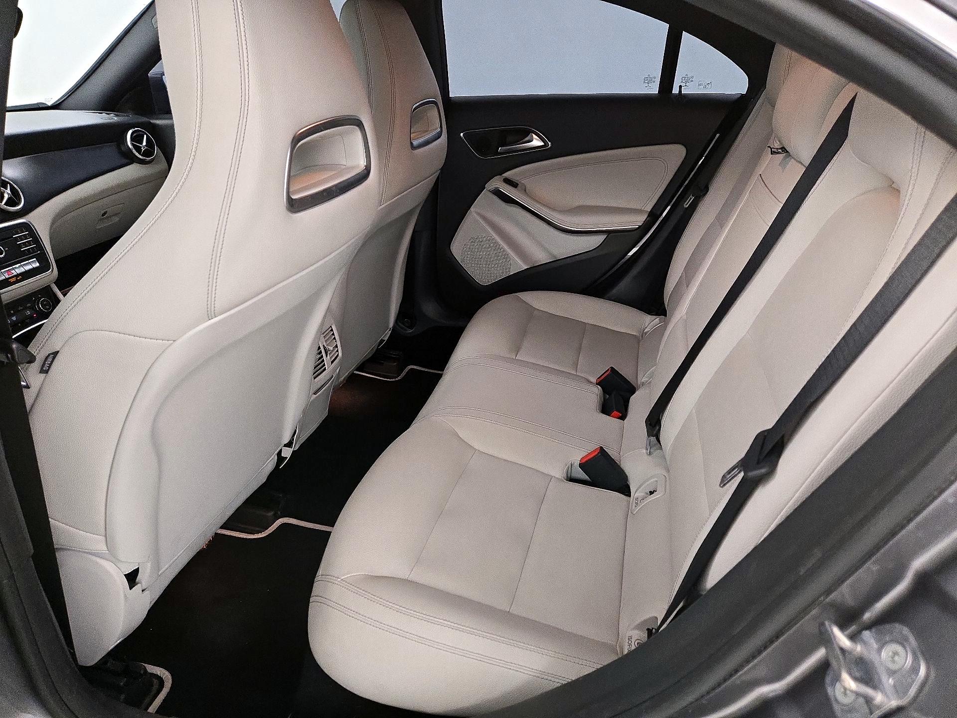 Thumbnail: 2018 Mercedes-Benz CLA - 19