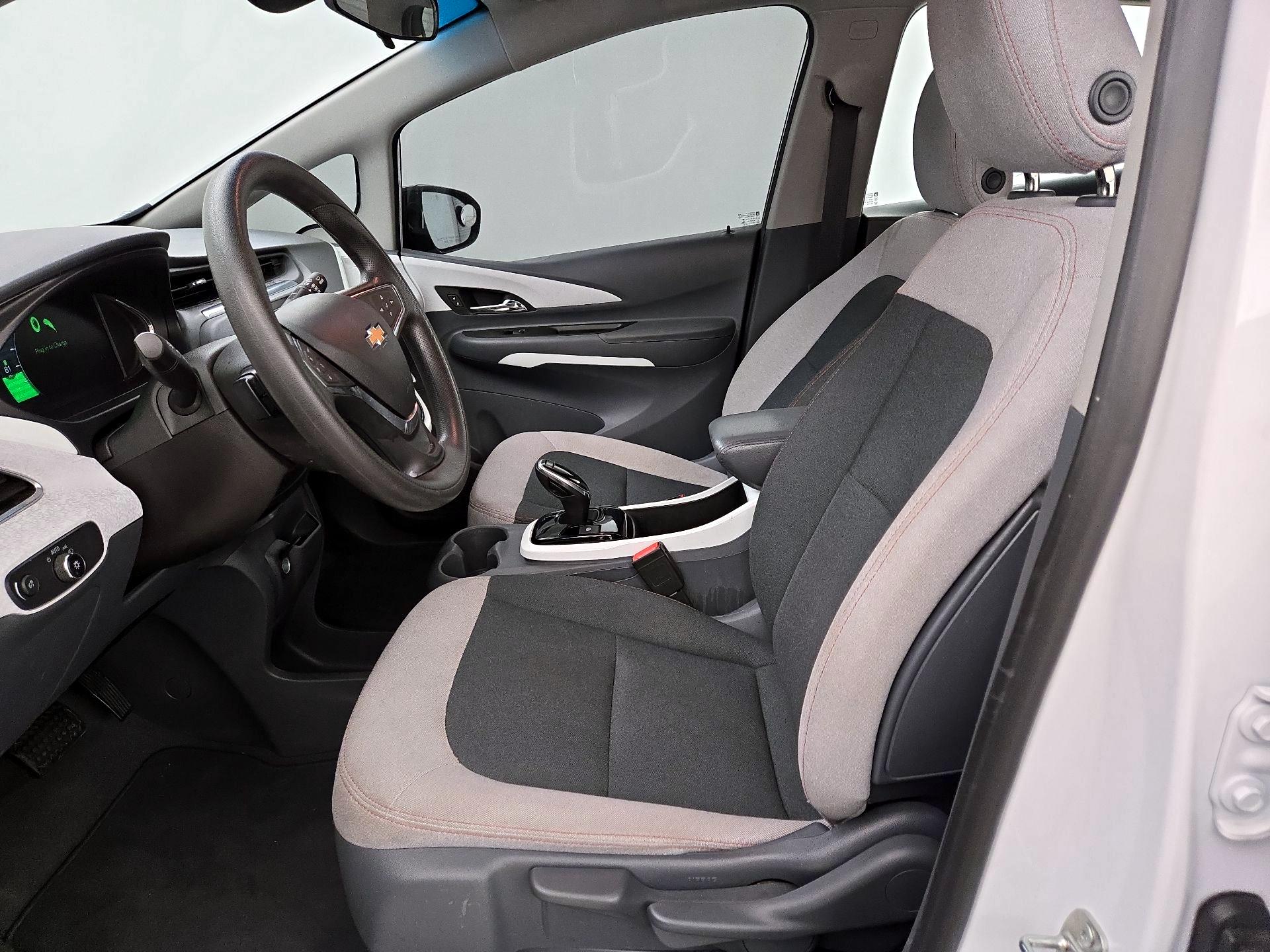 Thumbnail: 2021 Chevrolet Bolt EV - 11