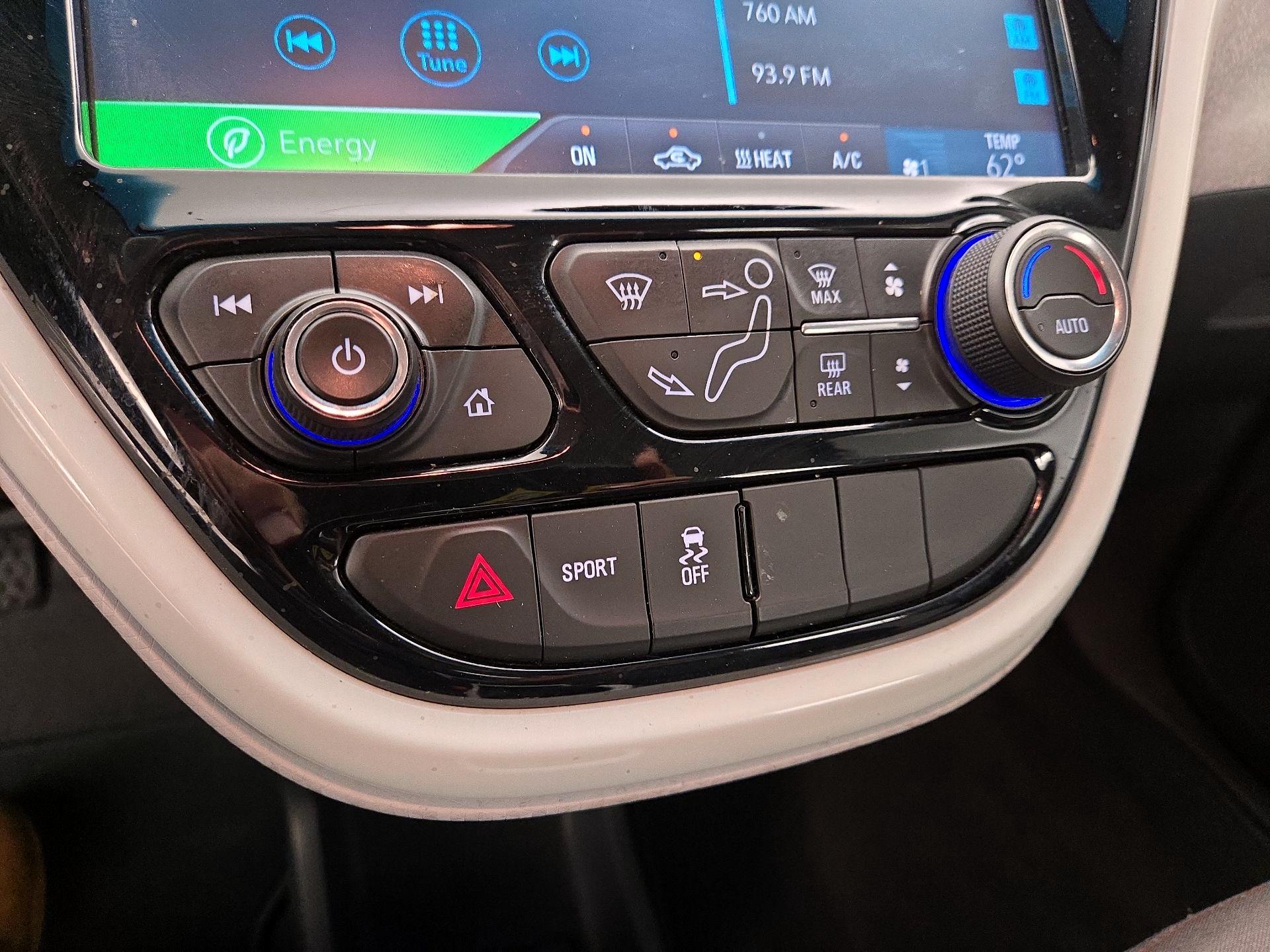 Thumbnail: 2021 Chevrolet Bolt EV - 16