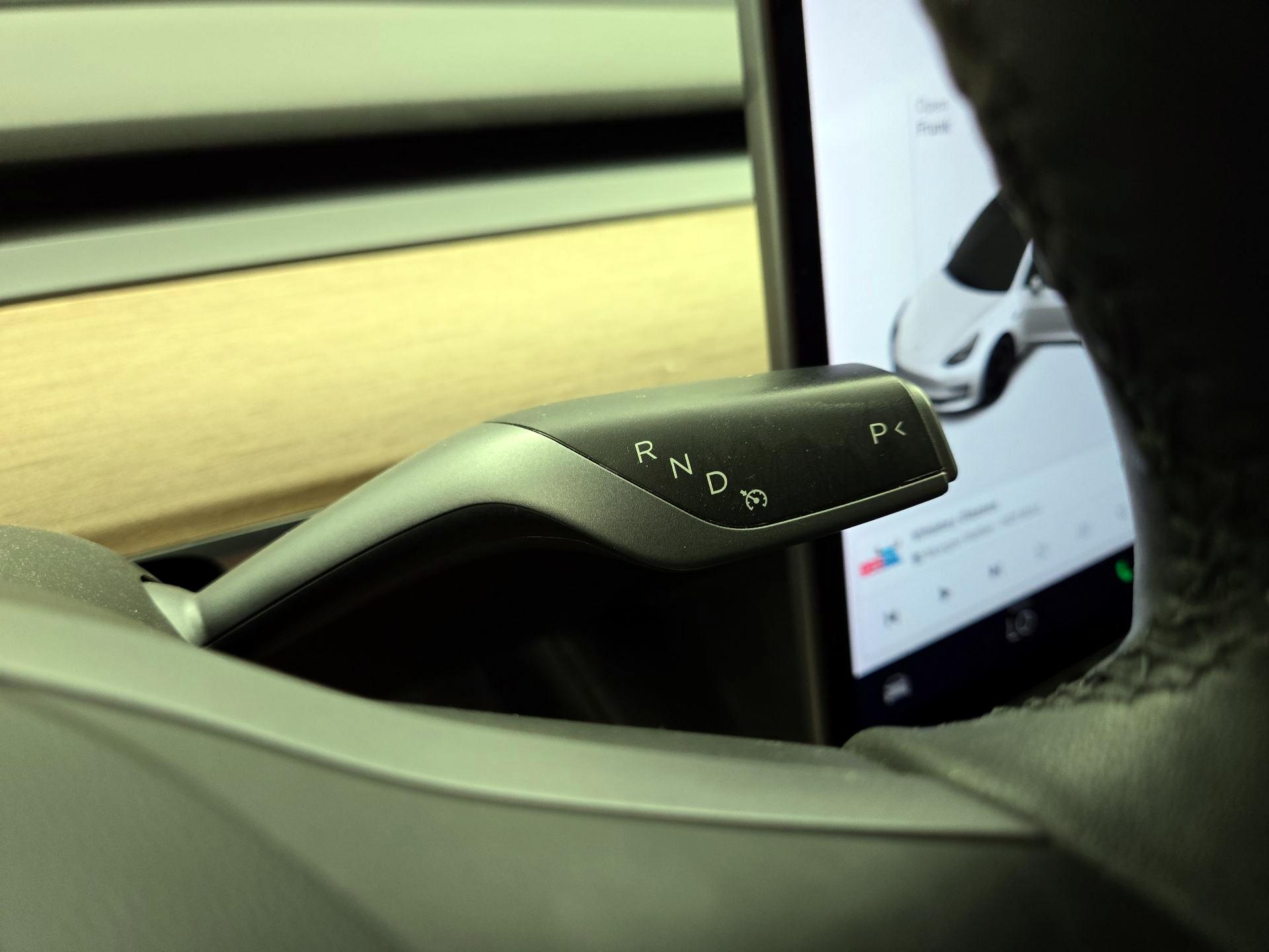 Thumbnail: 2021 Tesla Model 3 - 17